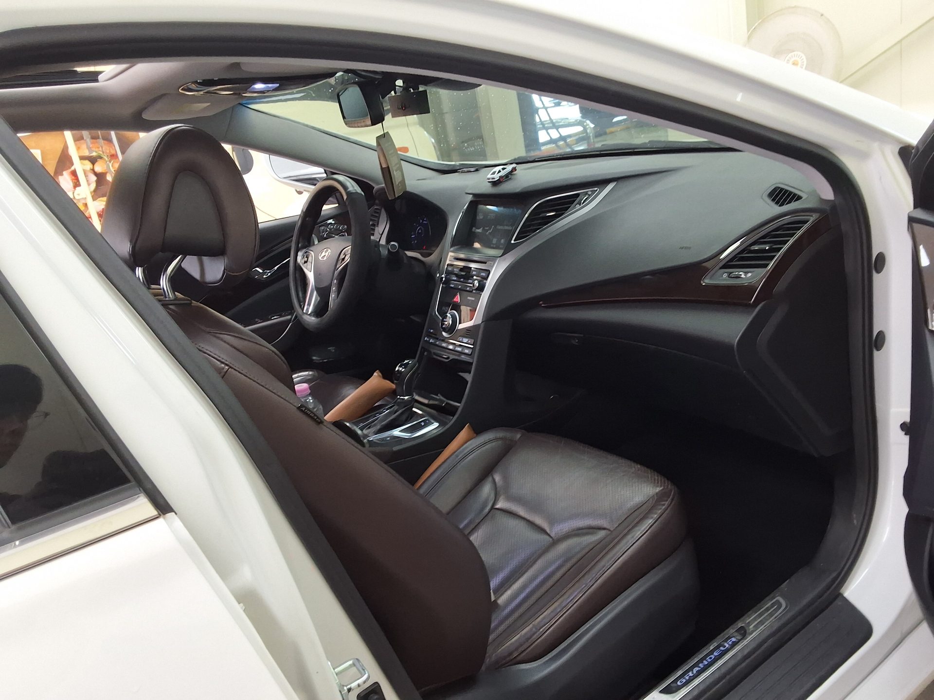2016 - hyundai grandeur