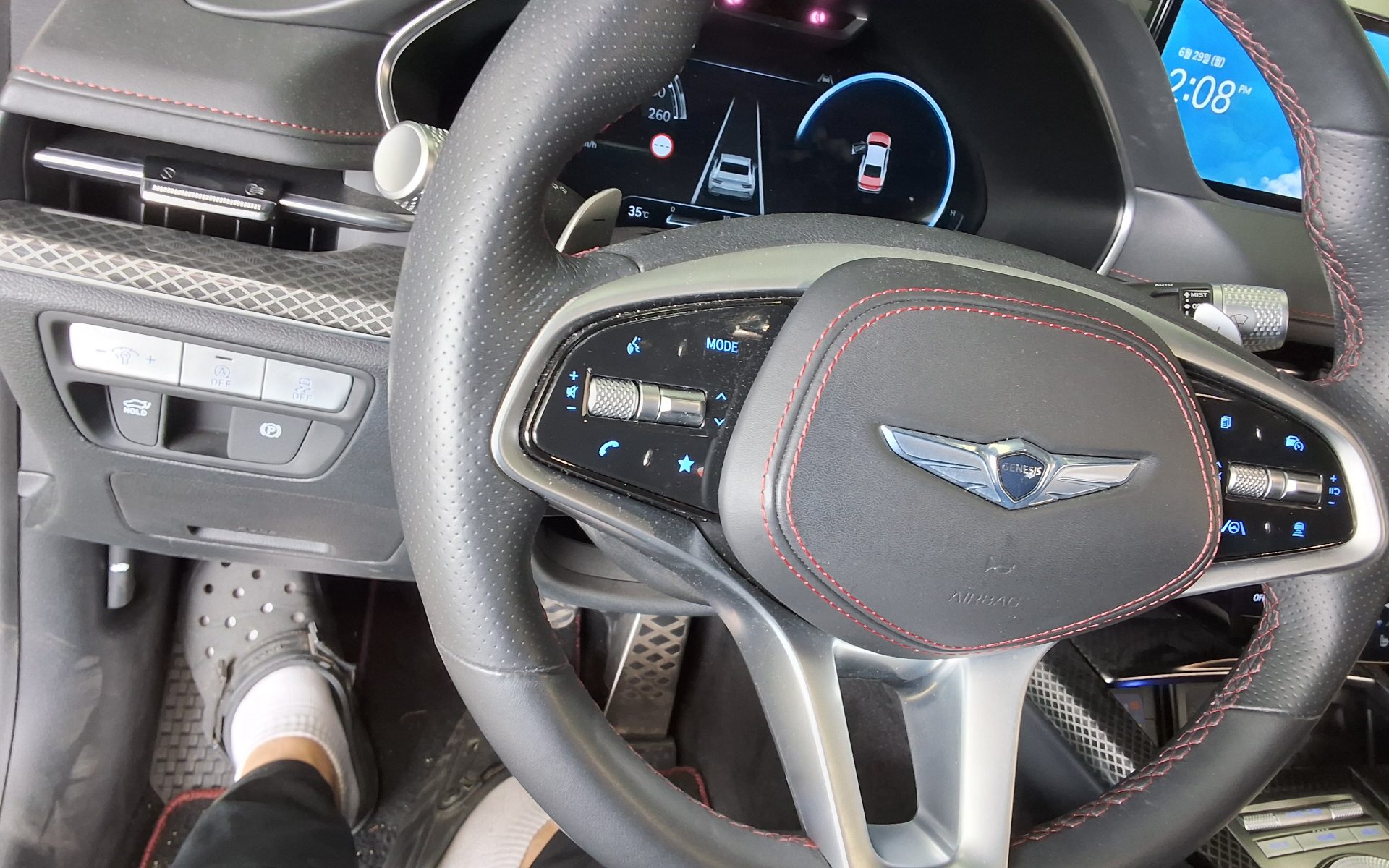 2022 - genesis g80