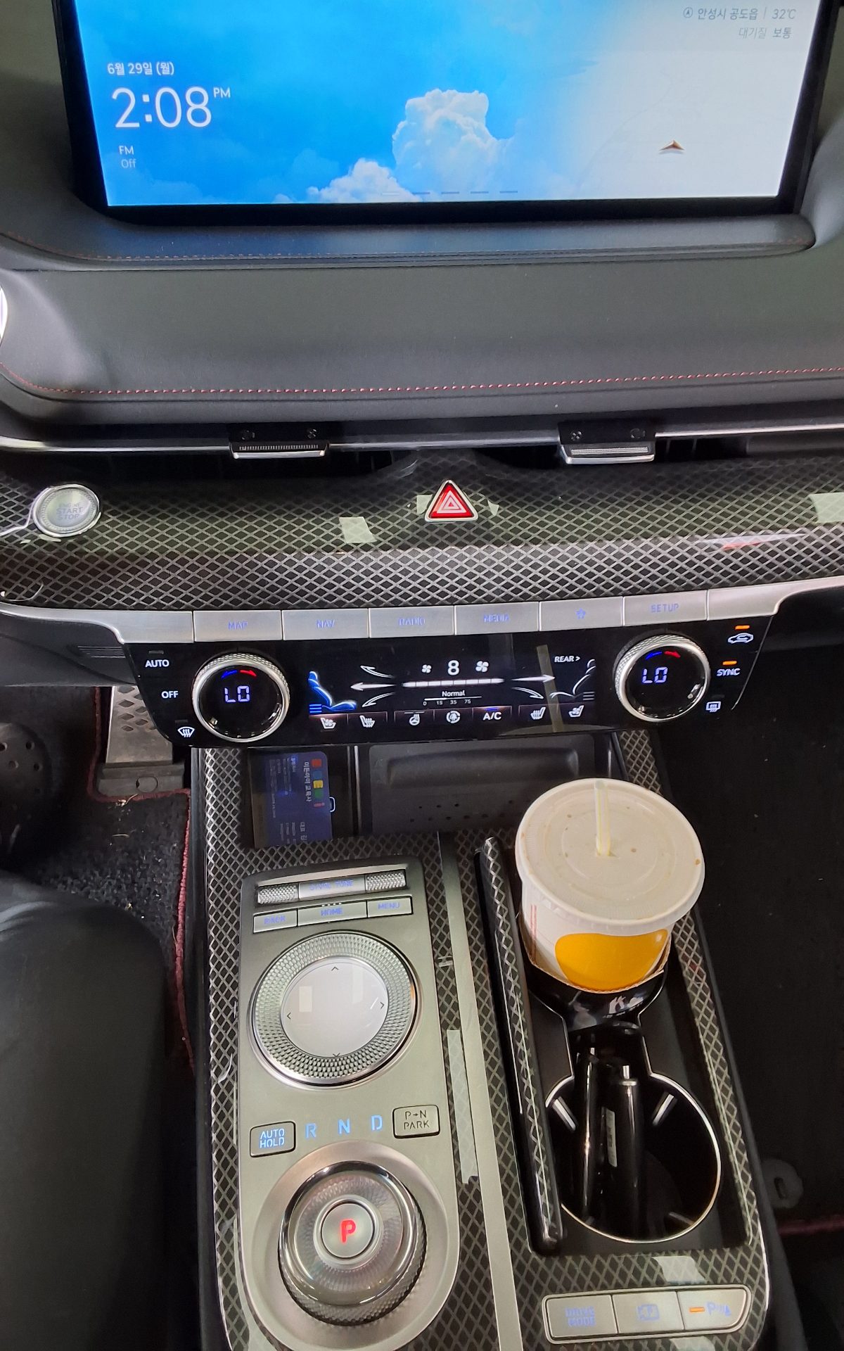 2022 - genesis g80