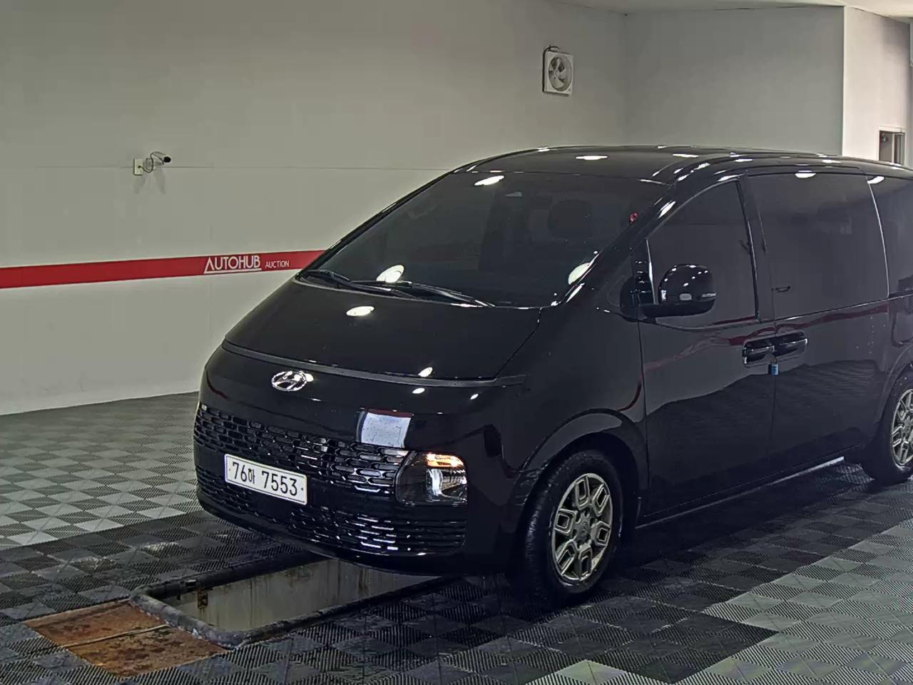 HYUNDAI STARIA TOURER