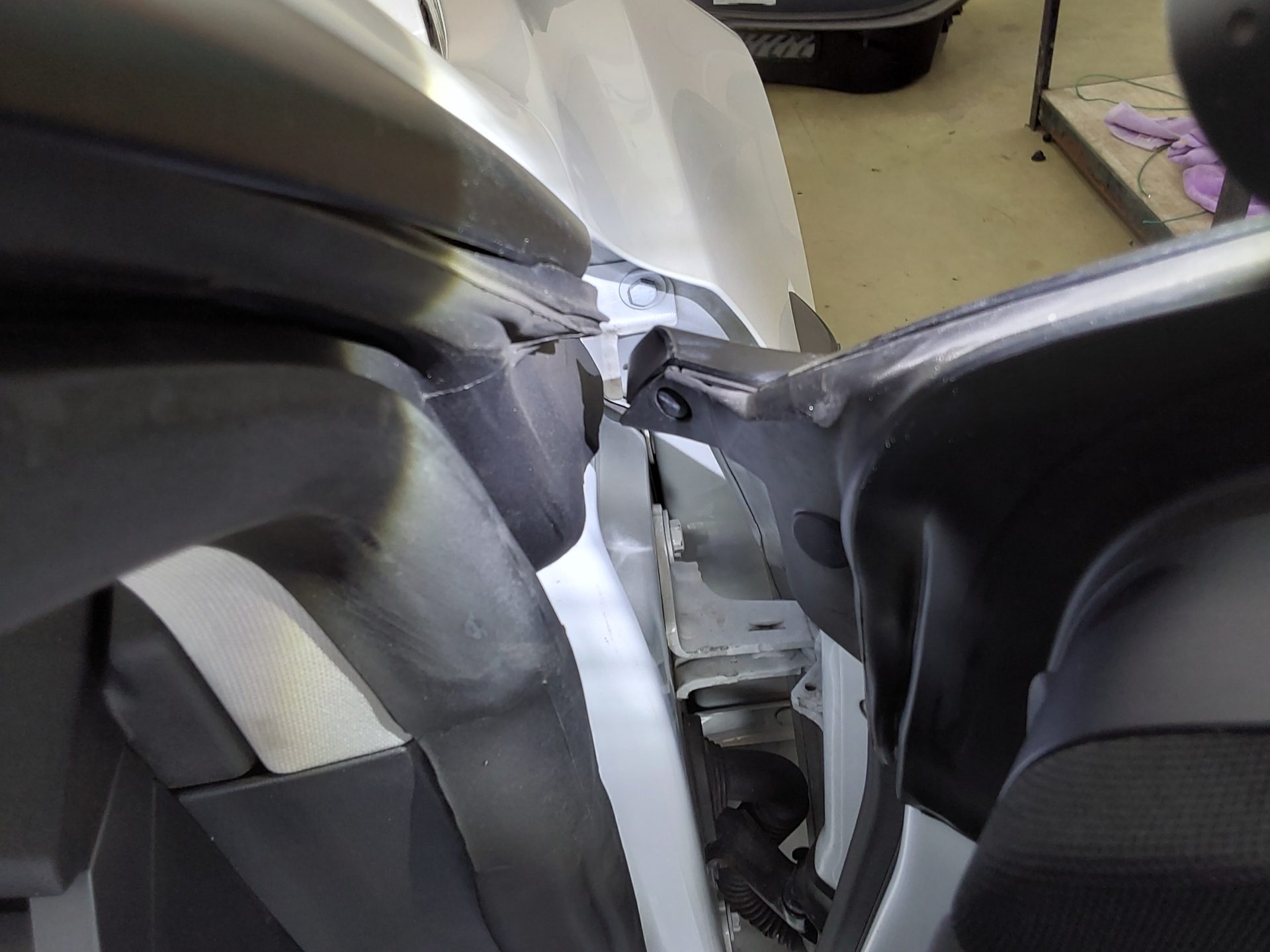 2022 - tesla model 3