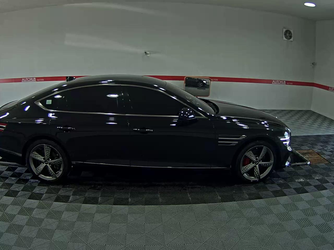 2022 - genesis g80