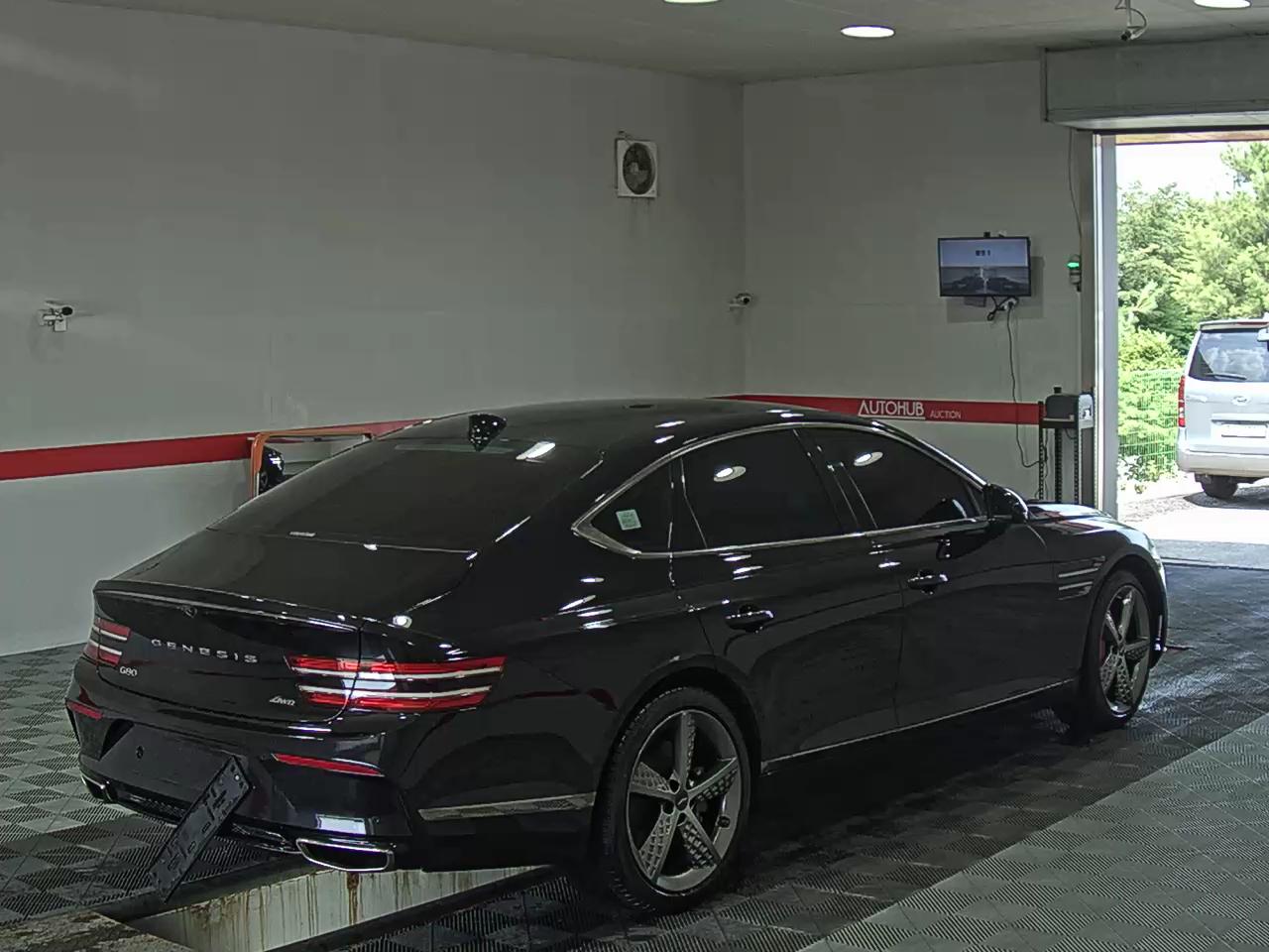 2022 - genesis g80