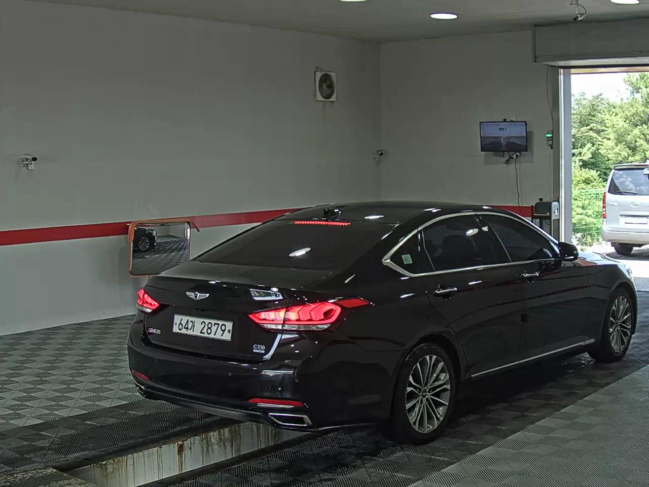 2016 - hyundai g330