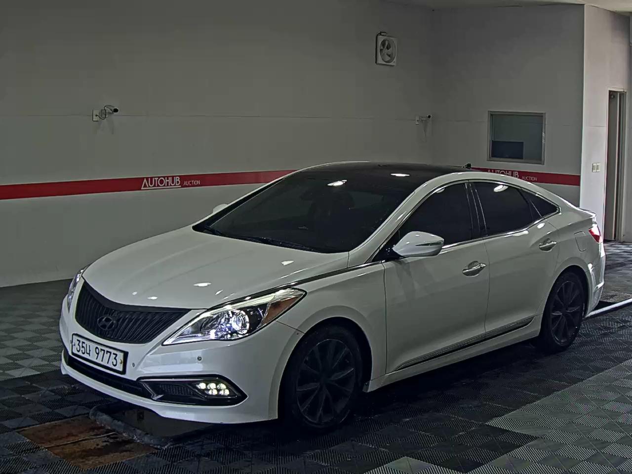 HYUNDAI GRANDEUR HG HG 240