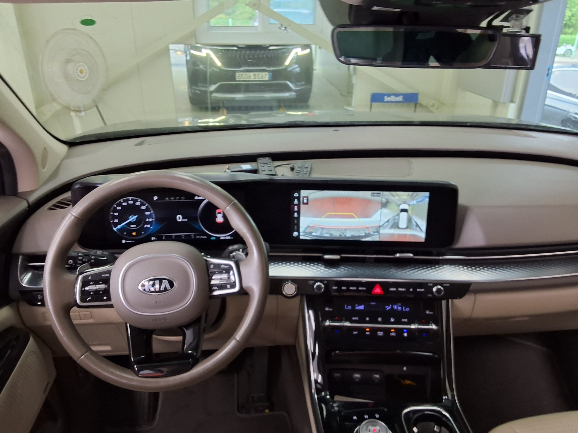 2021 - kia carnival