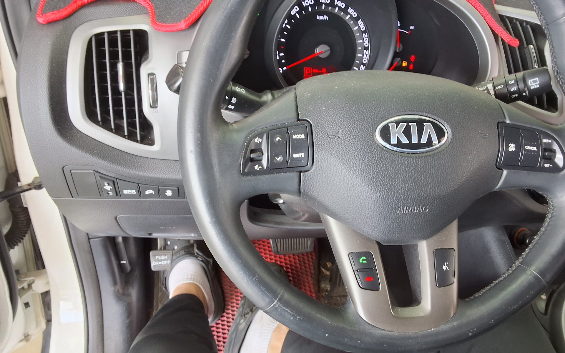 2014 - kia sportage