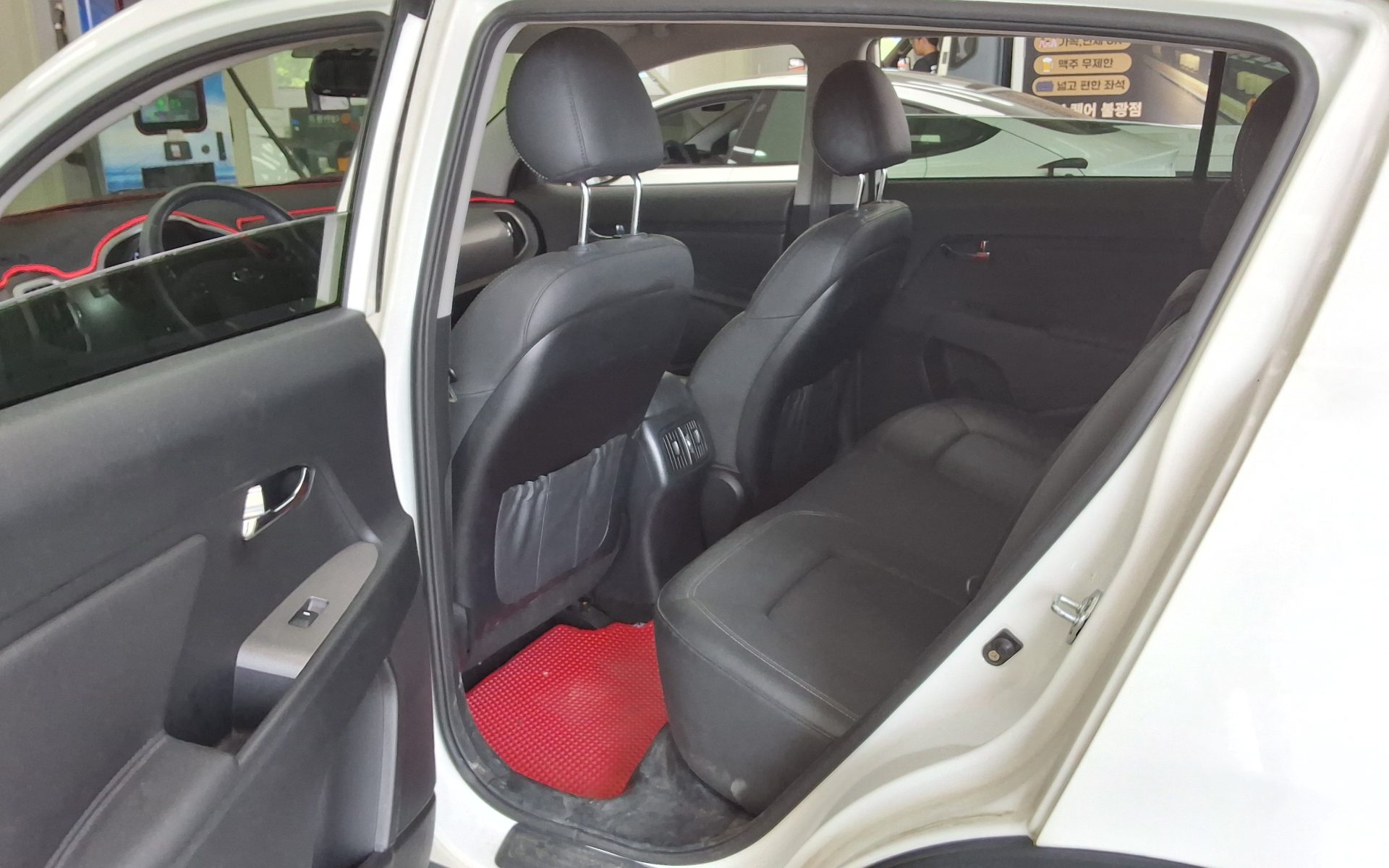 2014 - kia sportage
