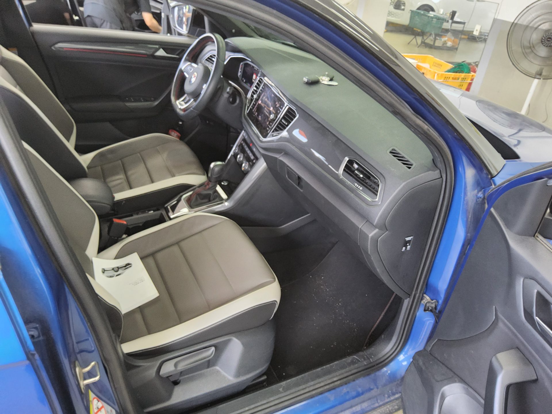 2022 - volkswagen t-roc