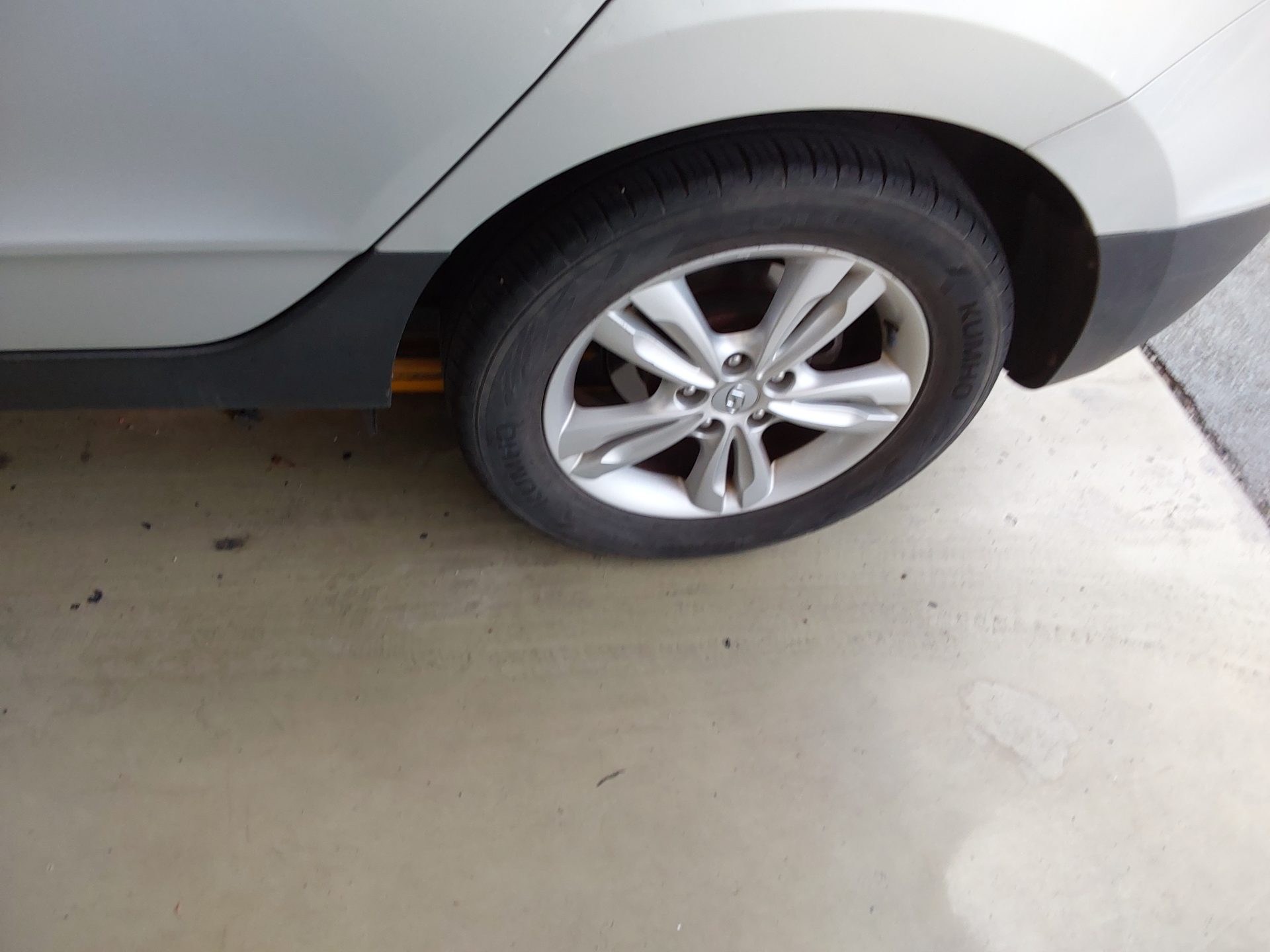 2012 - hyundai tucson
