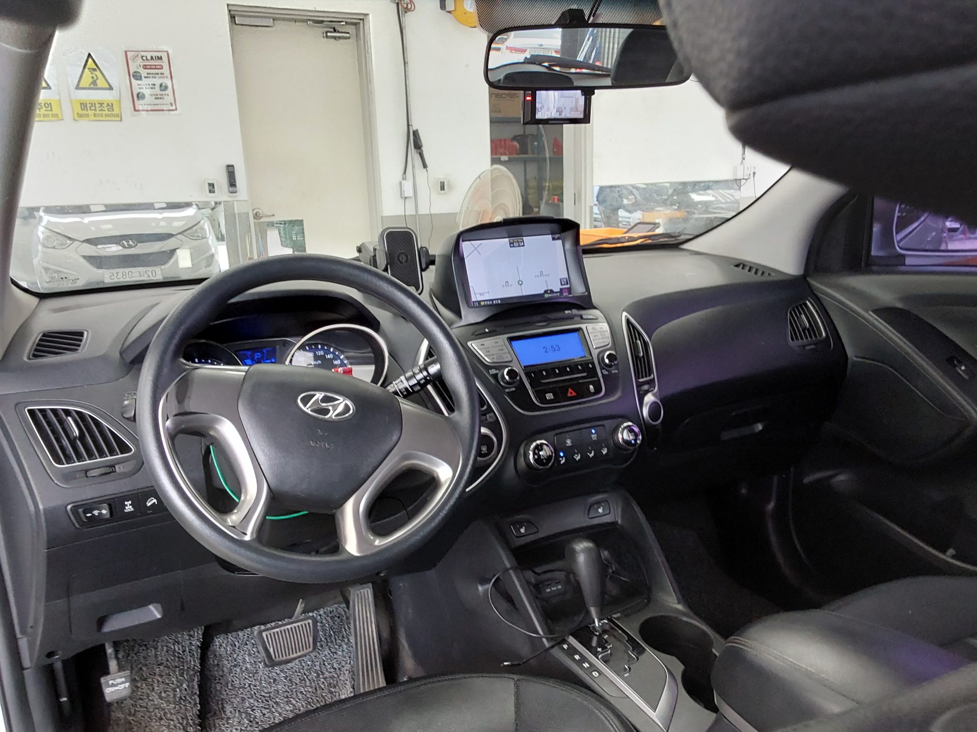 2012 - hyundai tucson