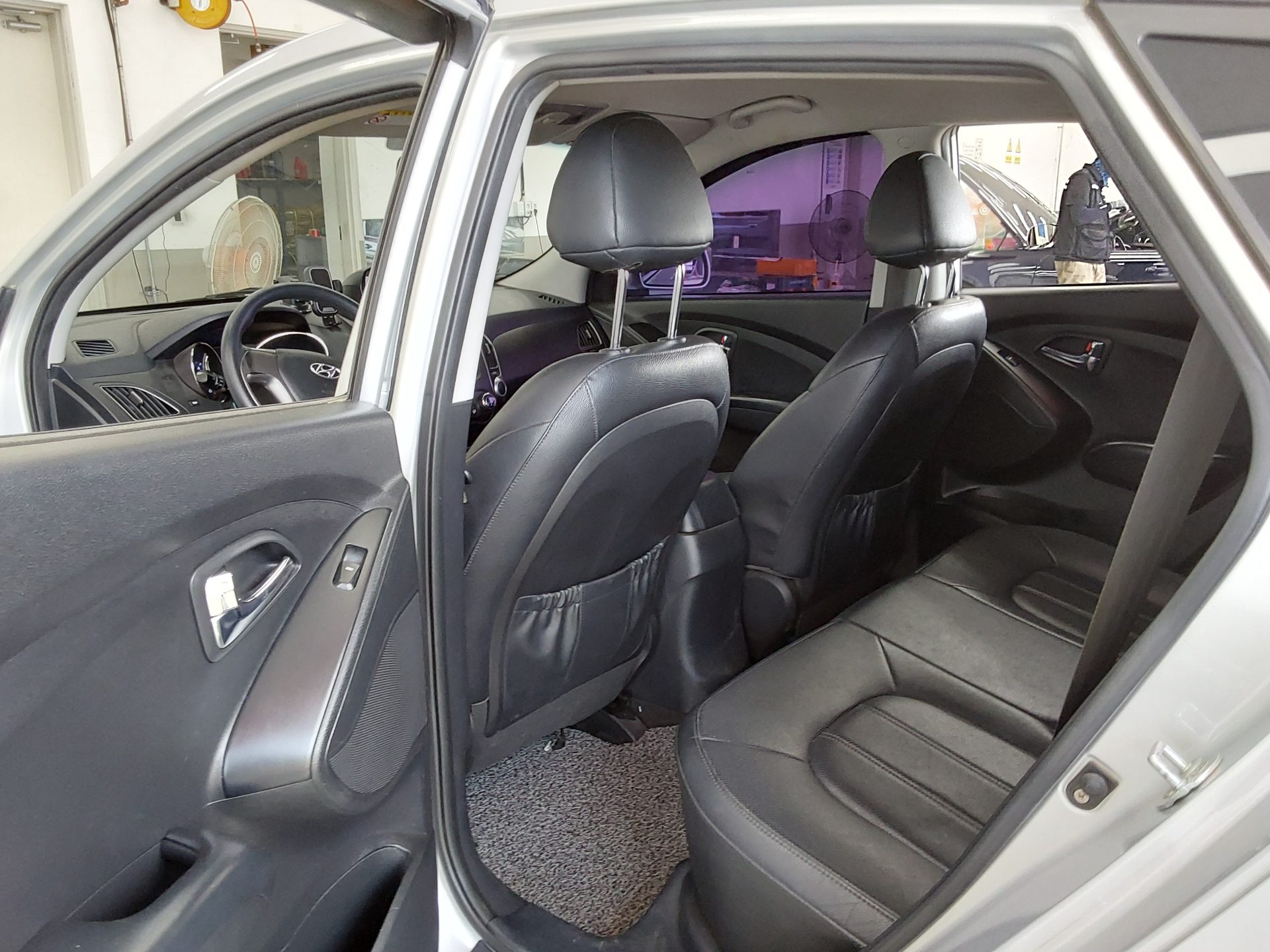 2012 - hyundai tucson