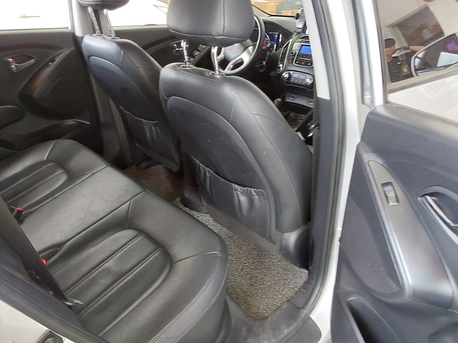 2012 - hyundai tucson