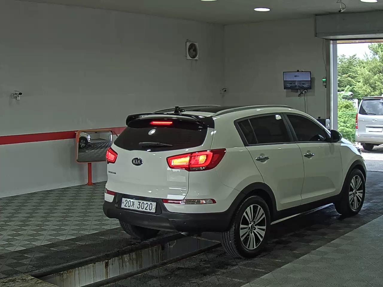 2014 - kia sportage