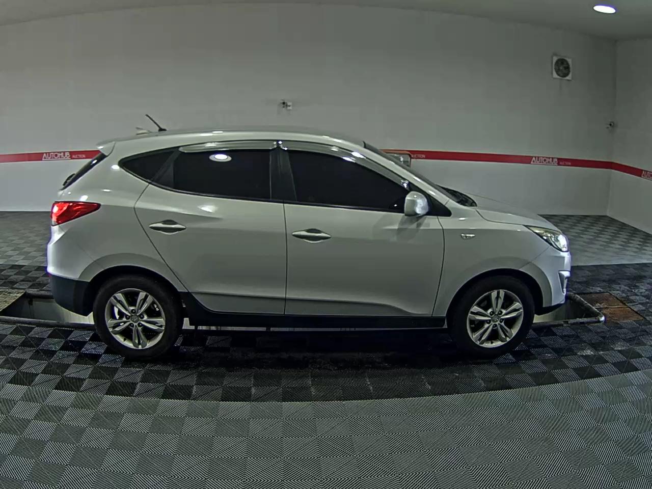 2012 - hyundai tucson