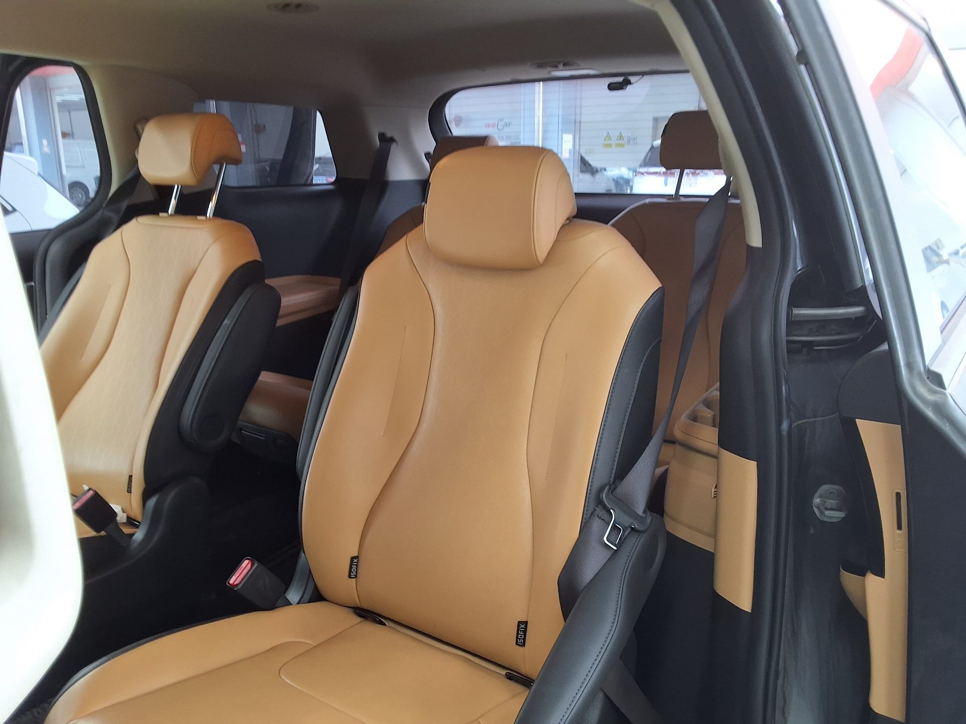 2021 - kia carnival