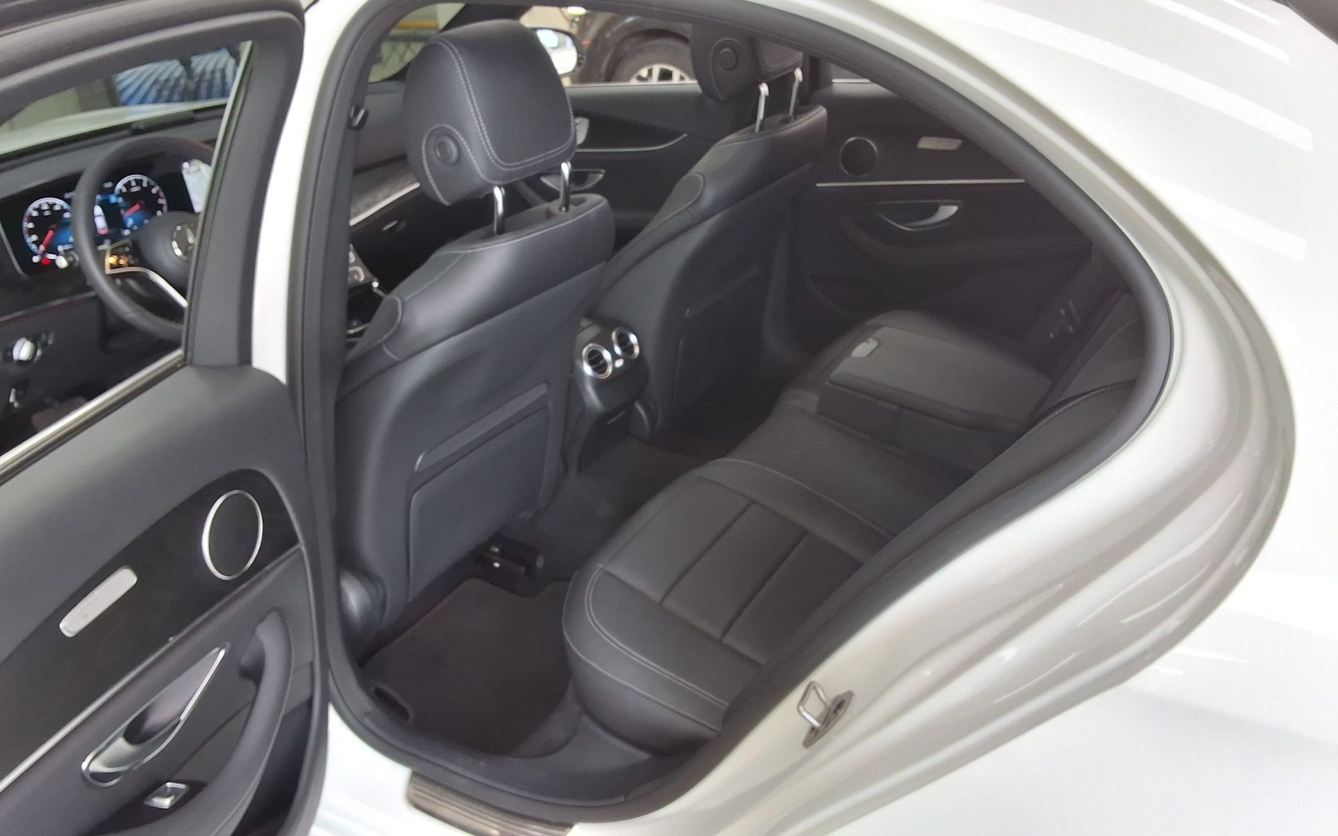 2023 - mercedes-benz e250