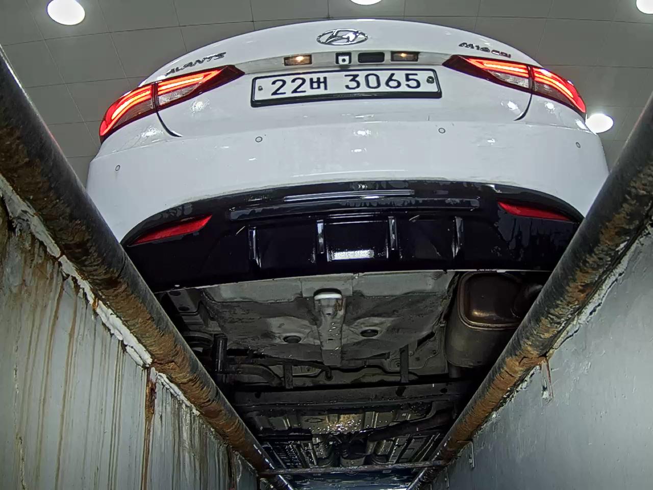 2012 - hyundai avante