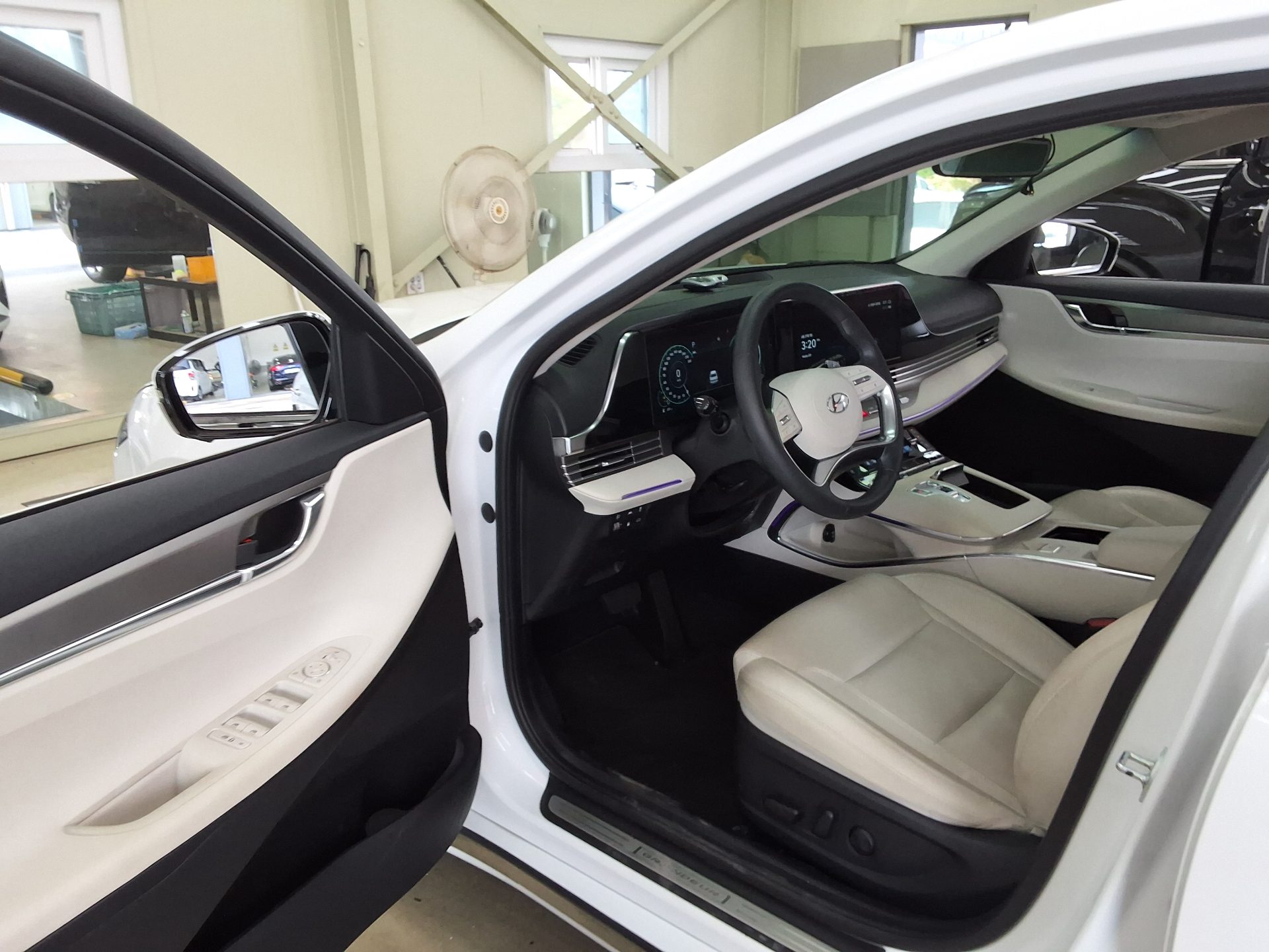 2022 - hyundai grandeur