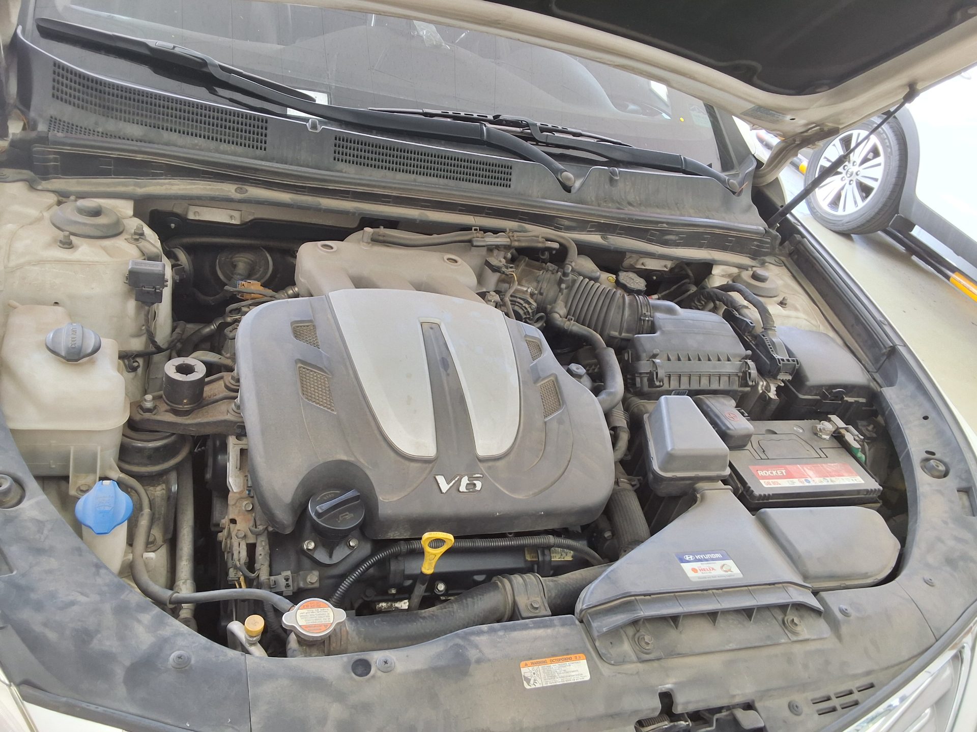 2011 - hyundai grandeur