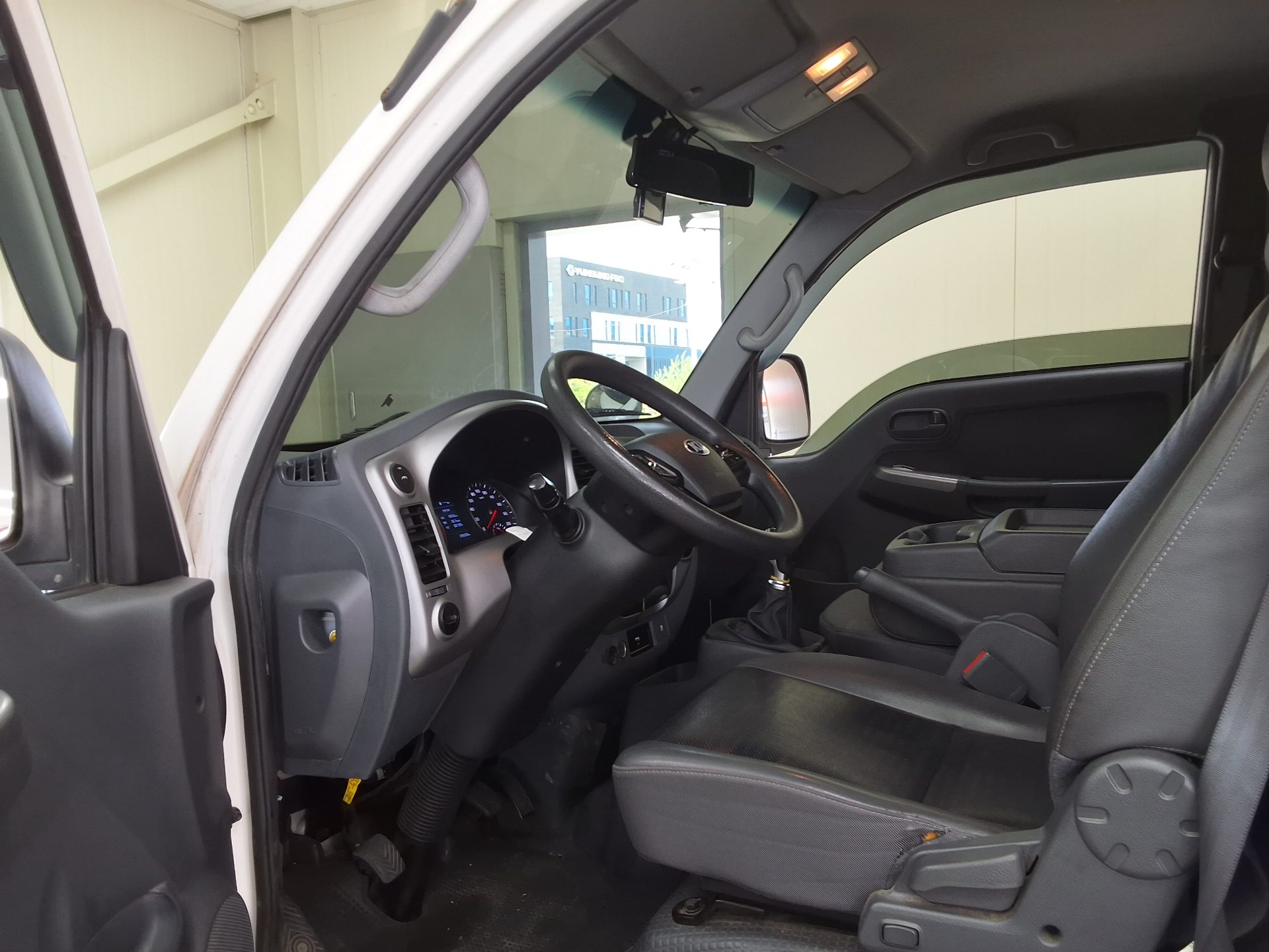 2020 - kia bongo