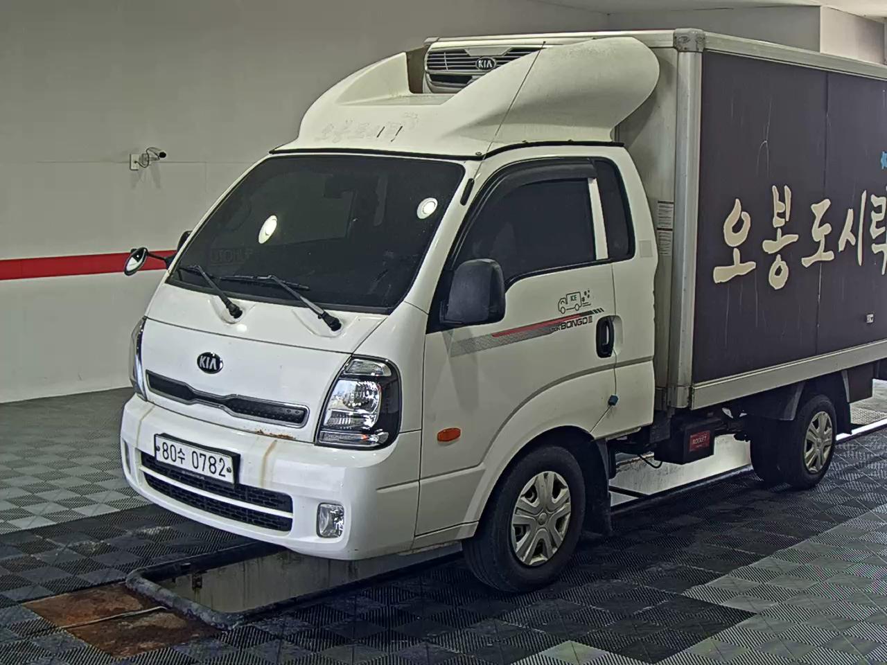 KIA BONGO III CARGO FREEZER BOX TRUCK