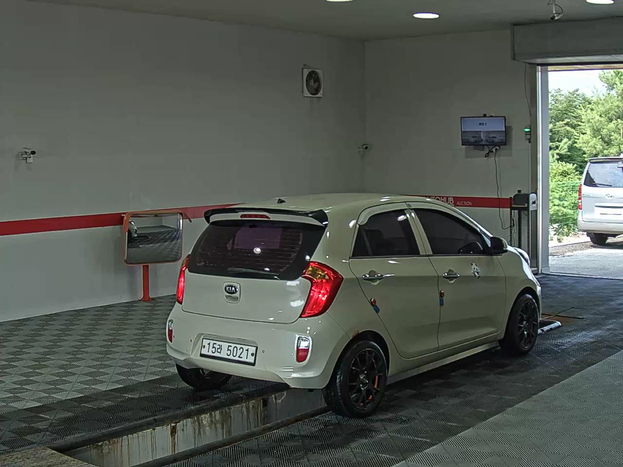 2012 - kia morning