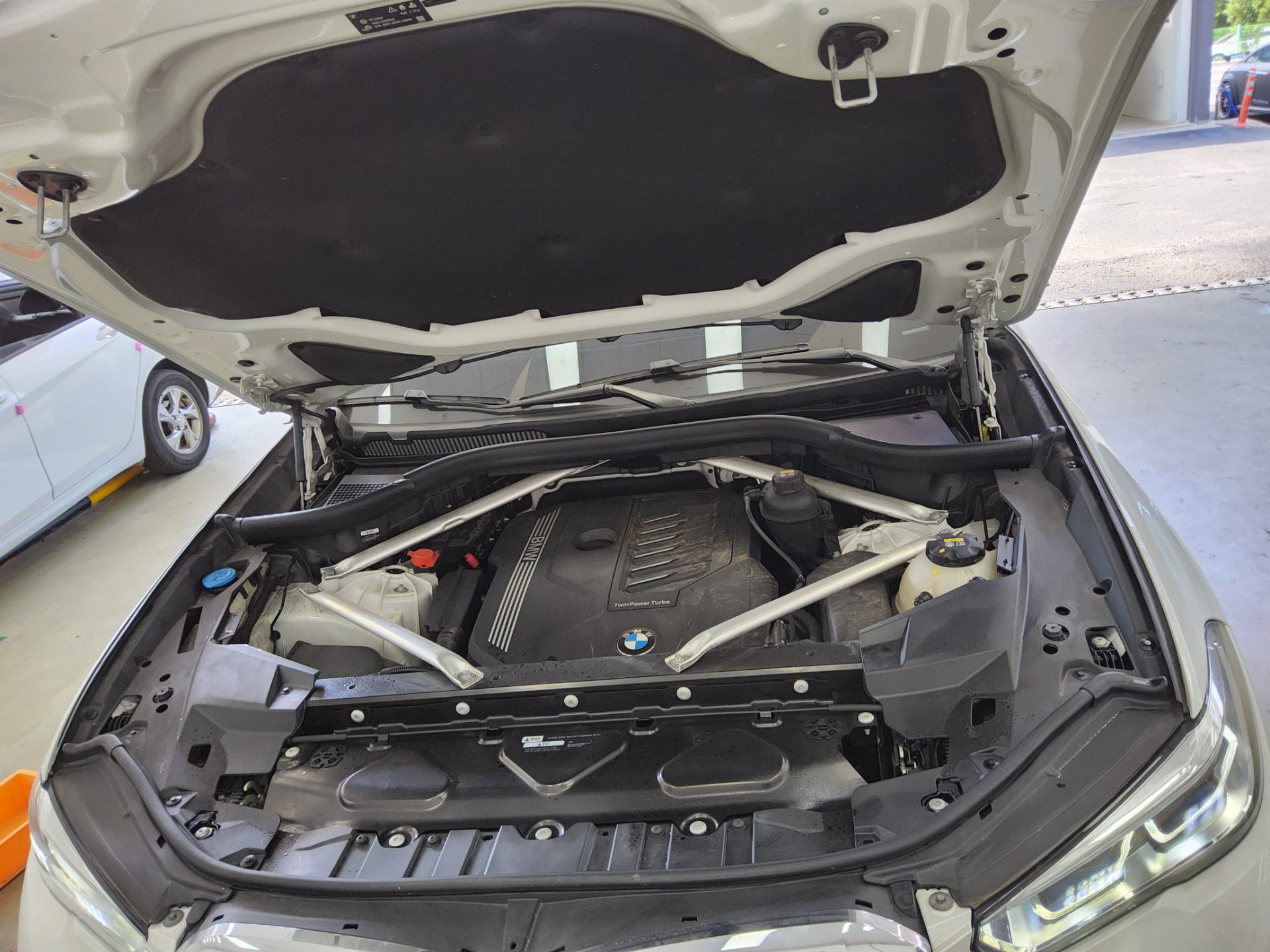 2021 - bmw x5