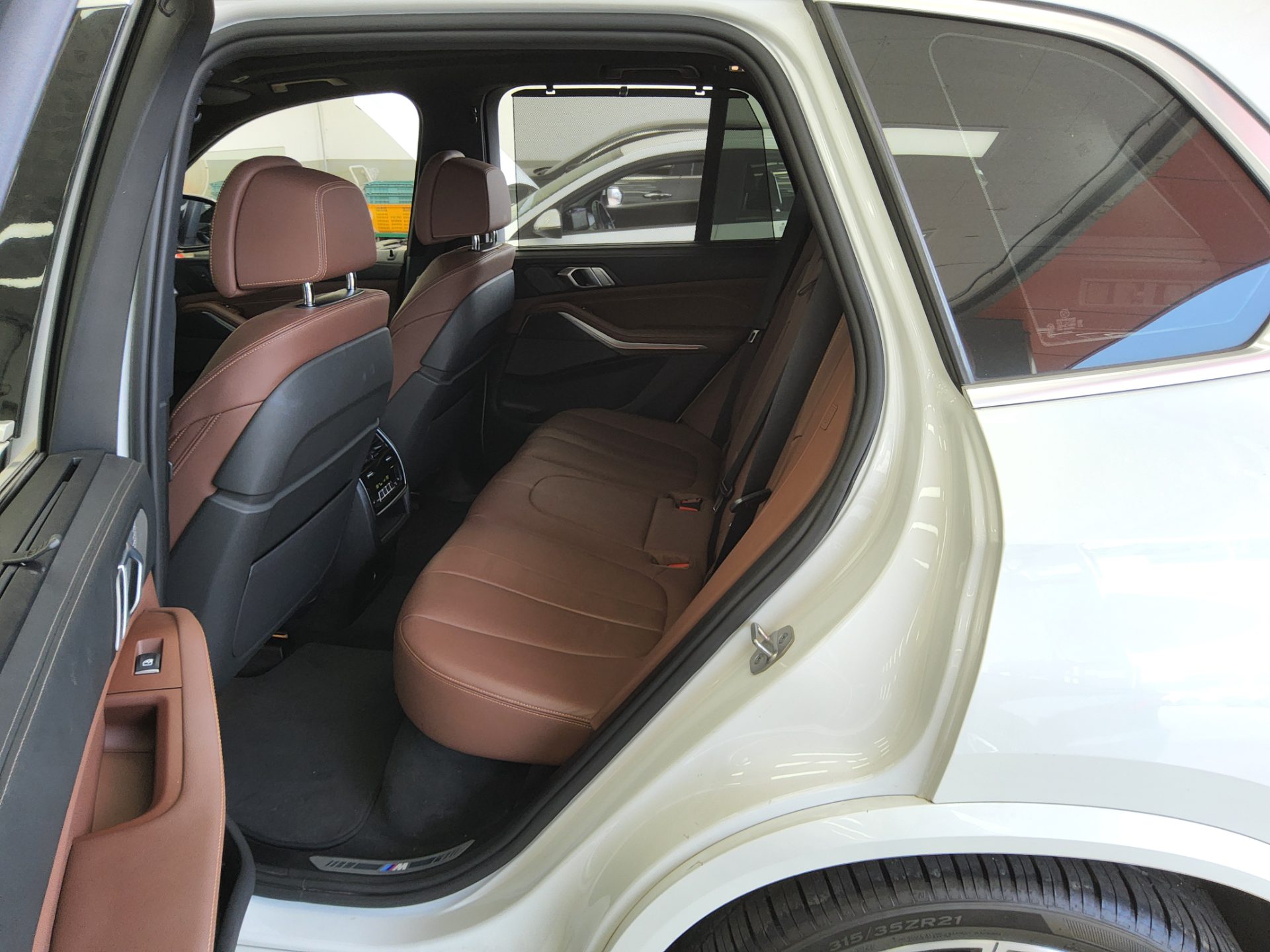 2021 - bmw x5