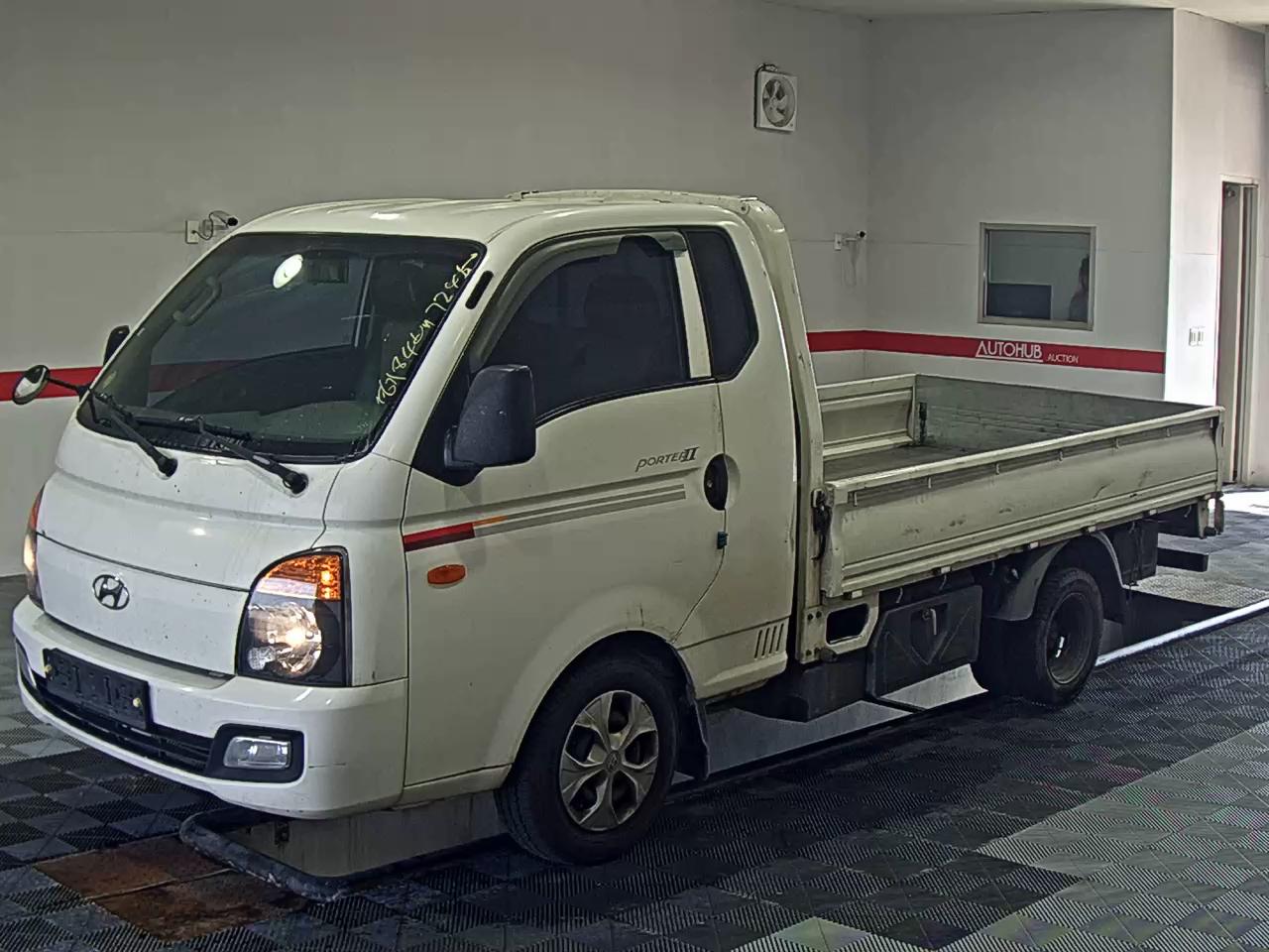 HYUNDAI PORTER II SUPER CAB EXTRA WHEELBASE