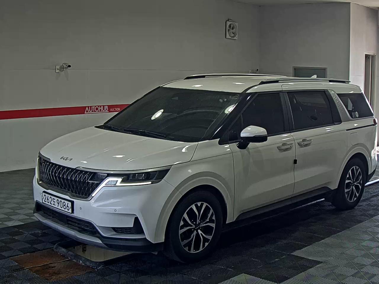 KIA CARNIVAL (KA4)