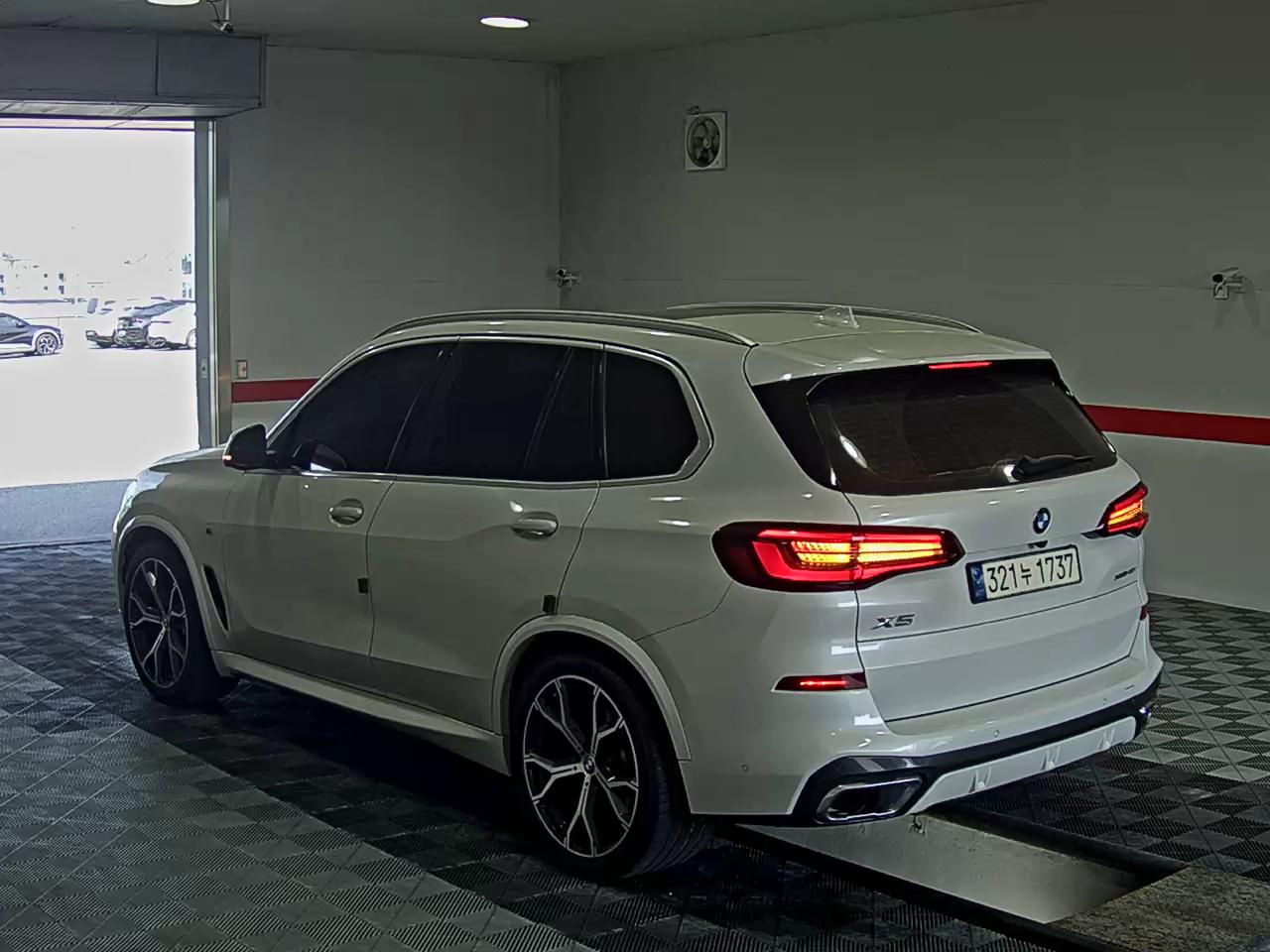 2021 - bmw x5