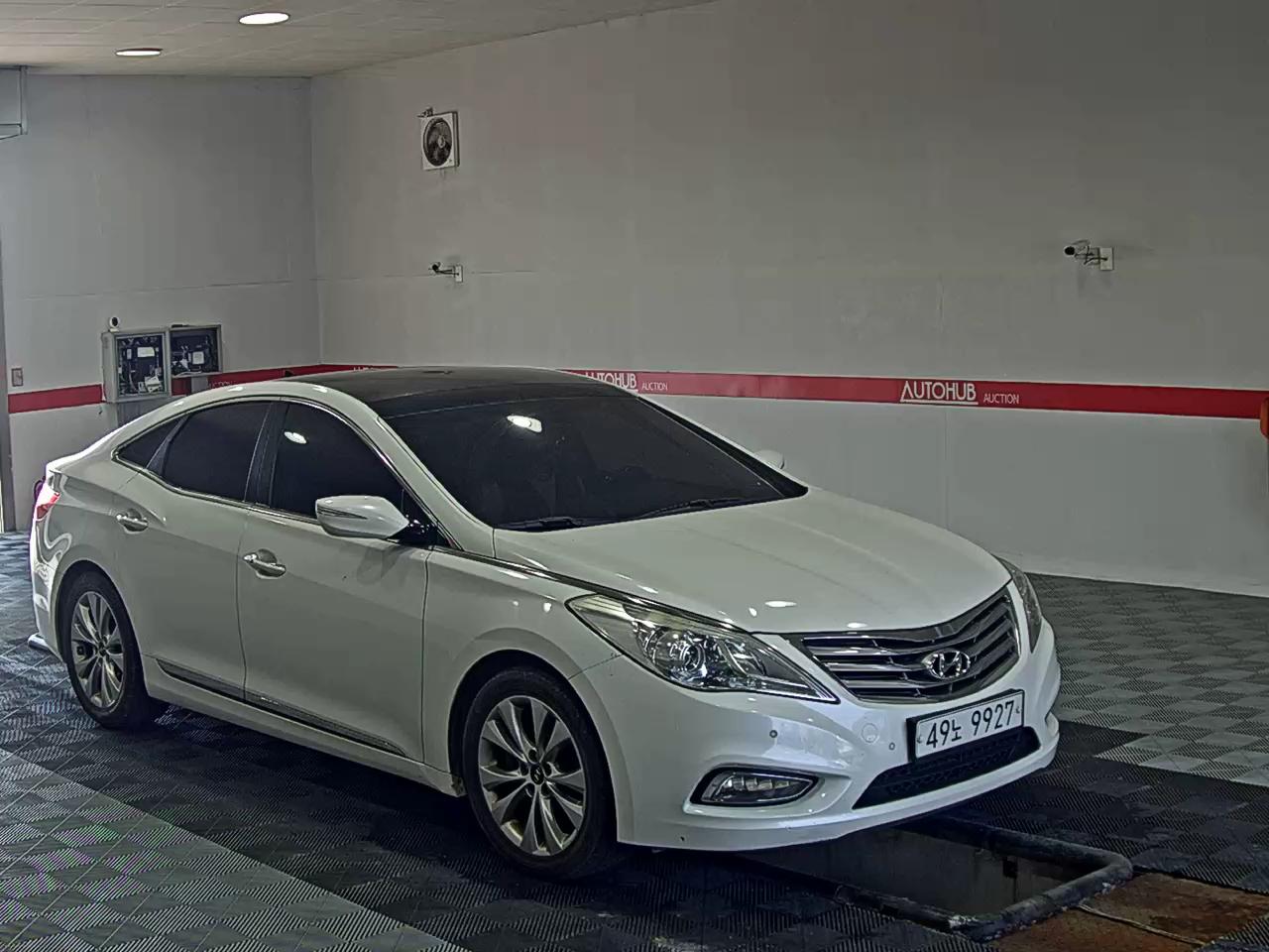 2011 - hyundai grandeur