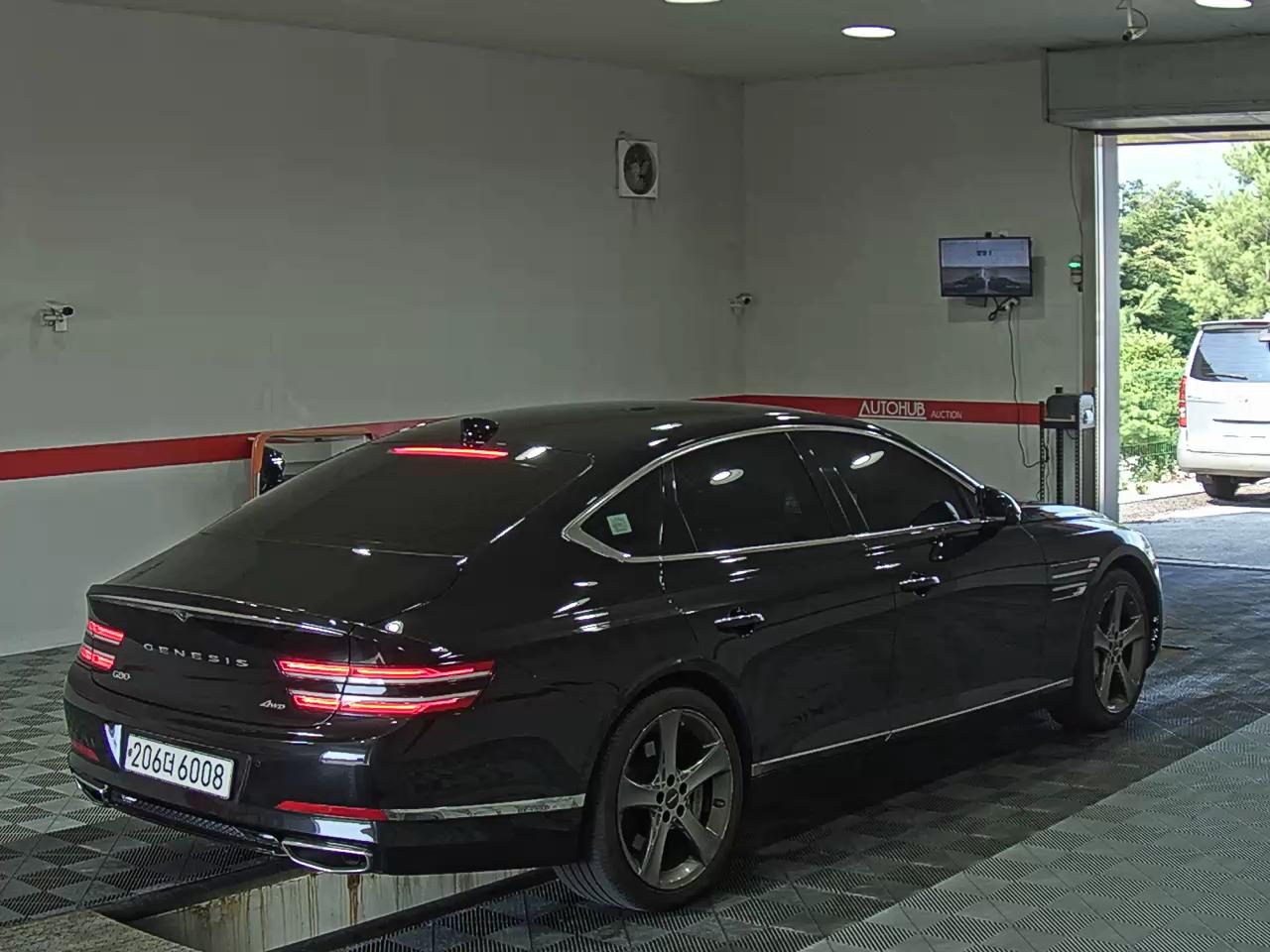 2023 - genesis g80