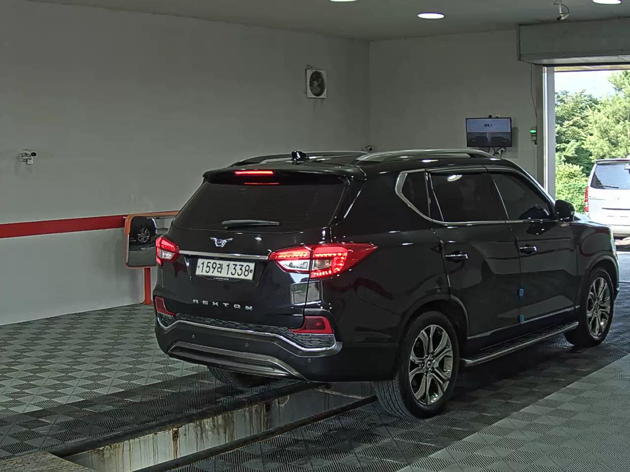 2020 - ssangyong rexton