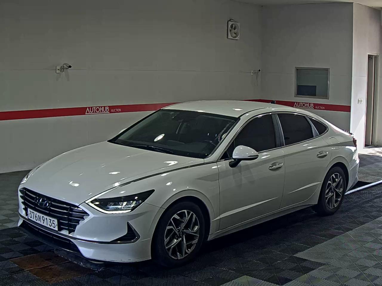 HYUNDAI SONATA (DN8) RENTAL CAR