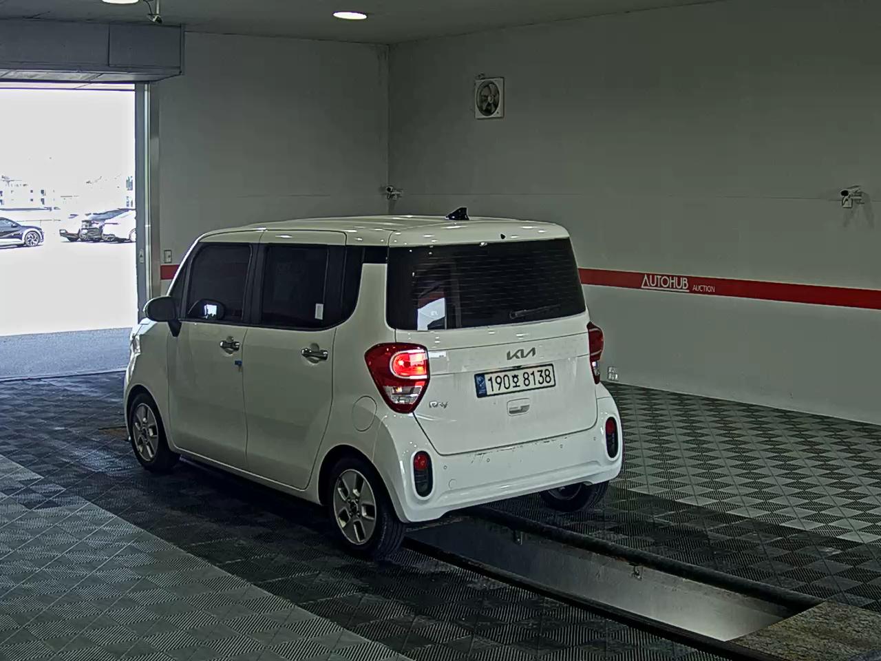 2022 - kia ray