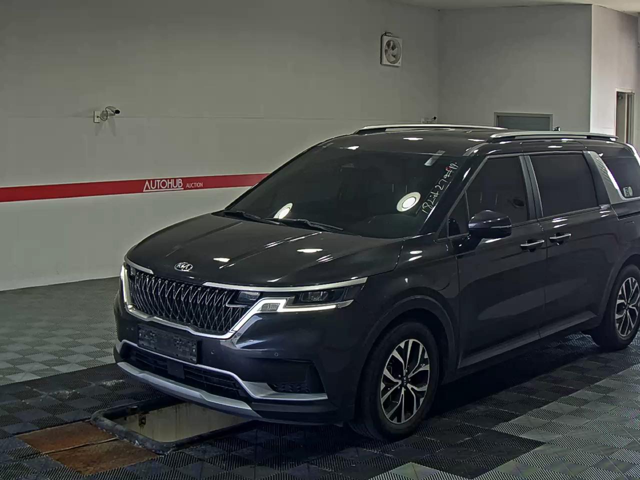 2021 - kia carnival