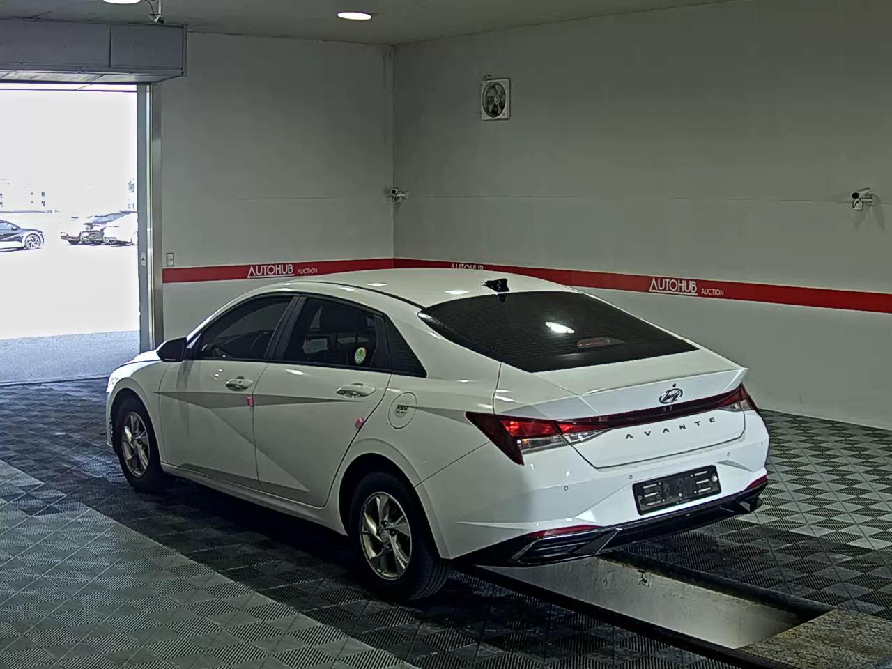 2021 - hyundai avante
