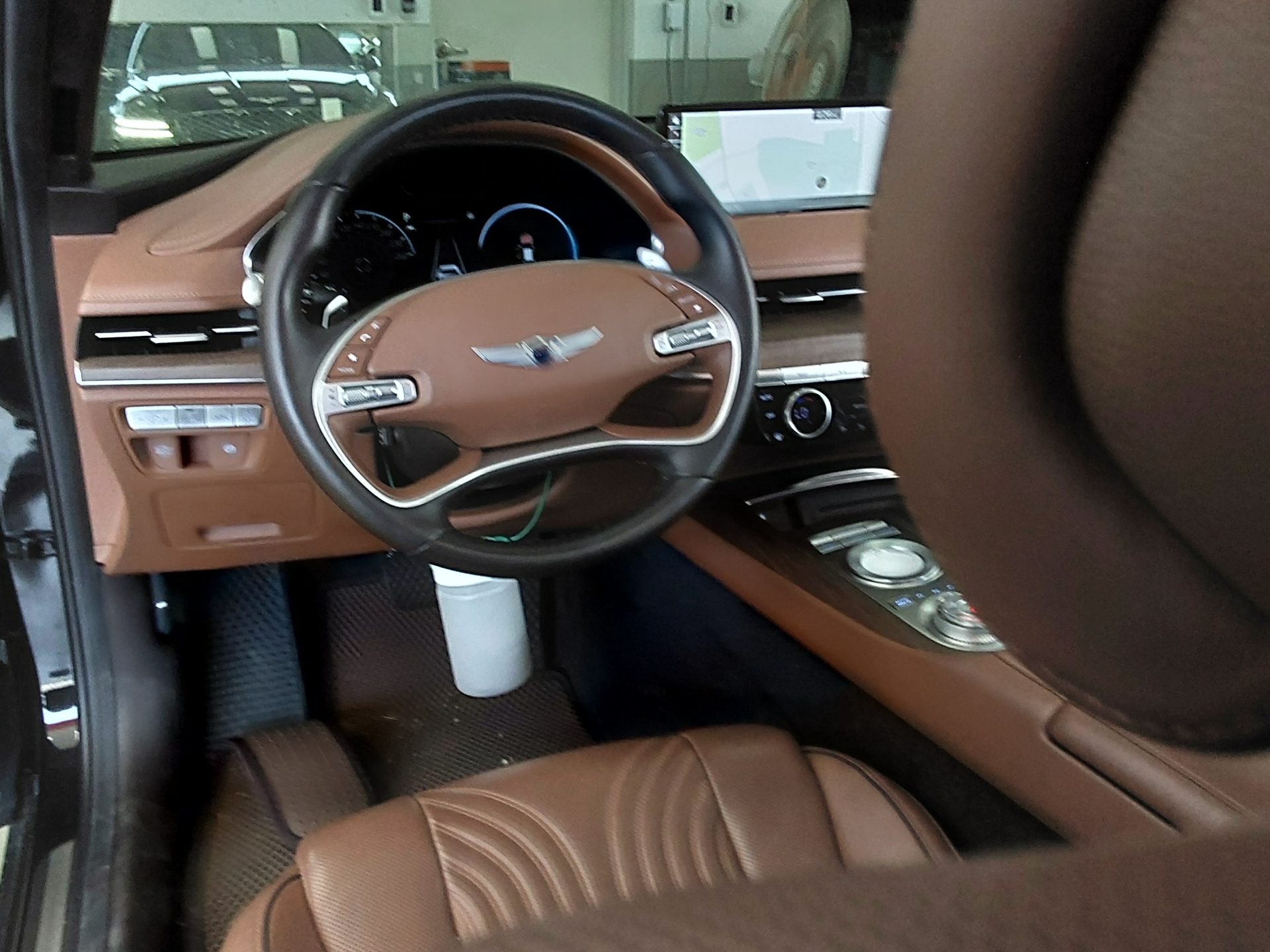 2021 - genesis g80
