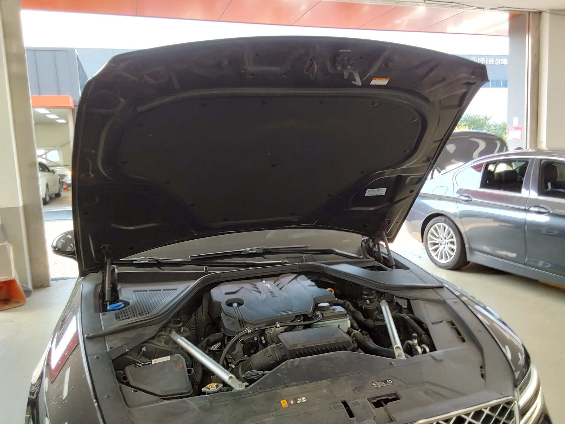 2021 - genesis g80