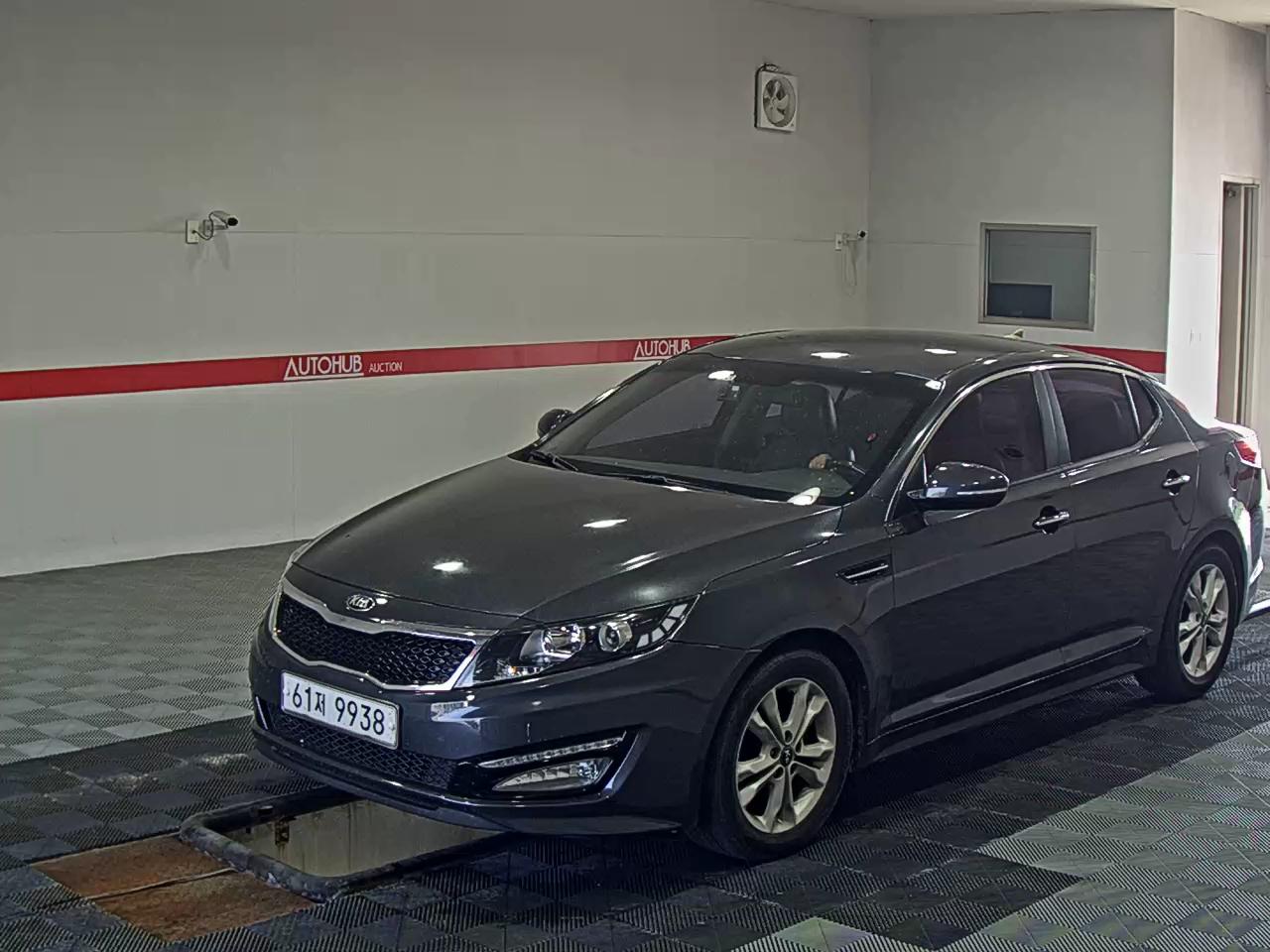 KIA K5 LPI RENTAL CAR