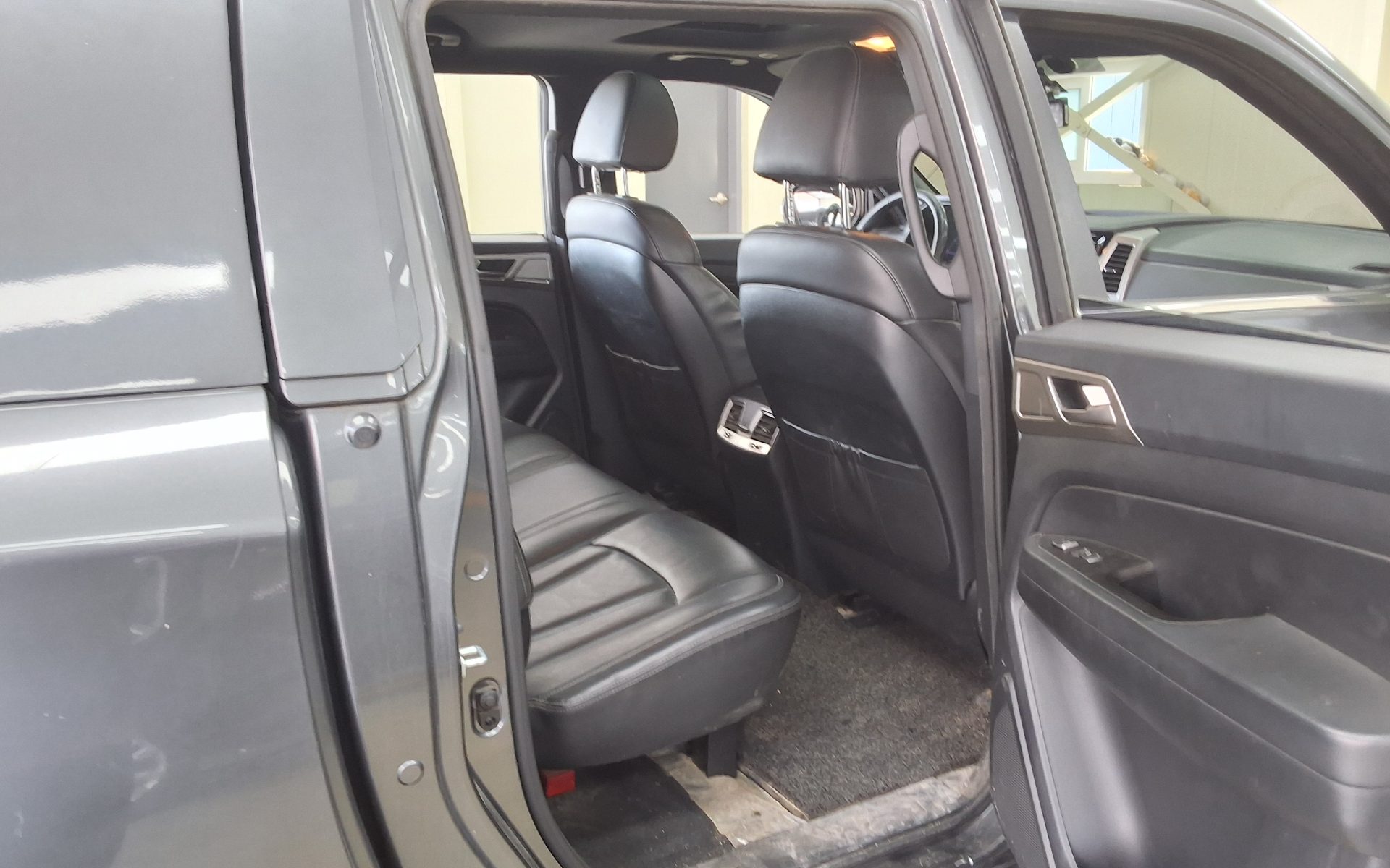 2019 - ssangyong rexton