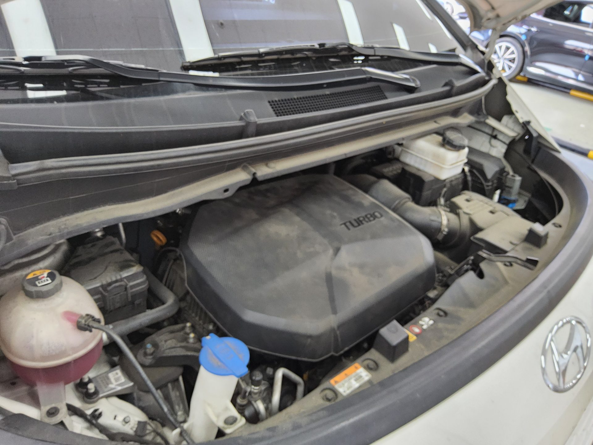 2022 - hyundai staria