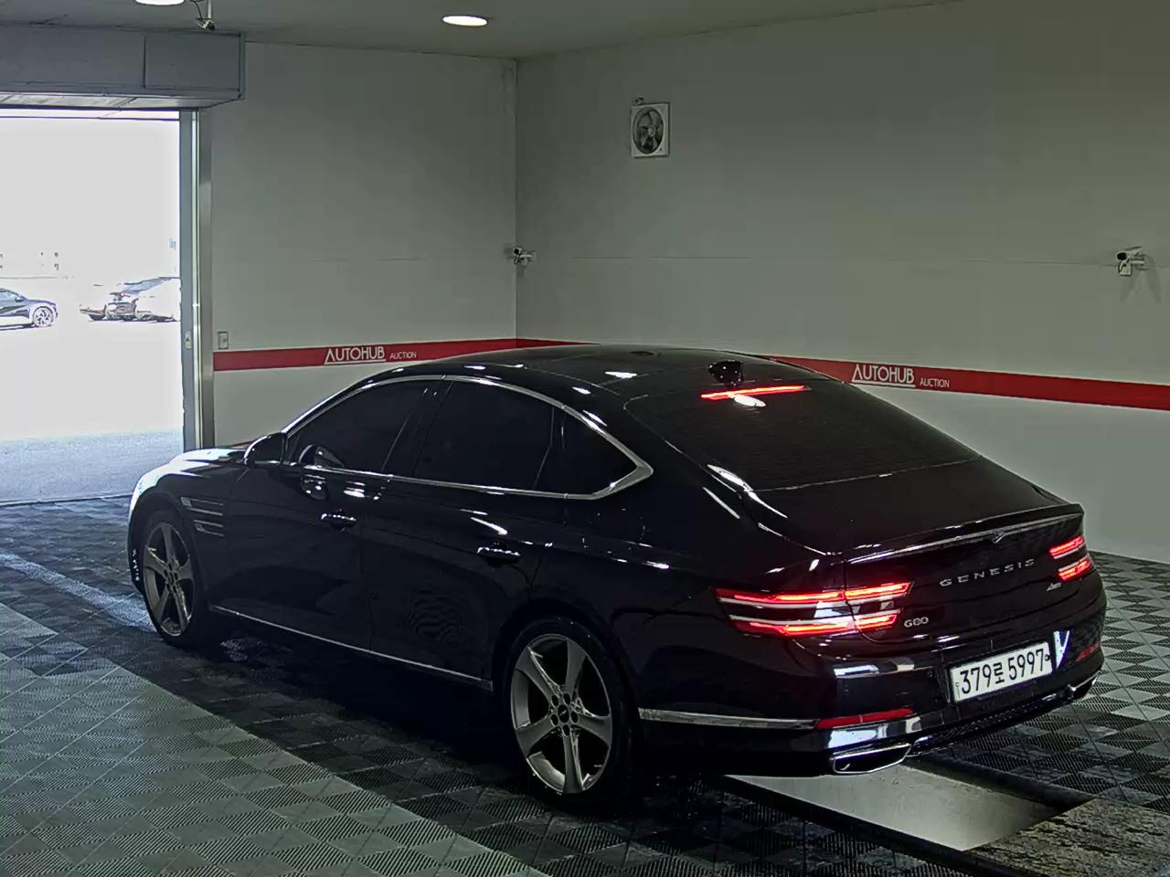 2021 - genesis g80