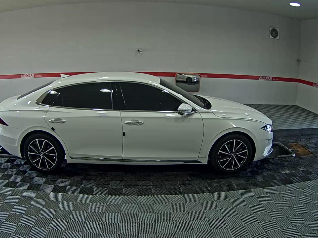 2022 - hyundai grandeur