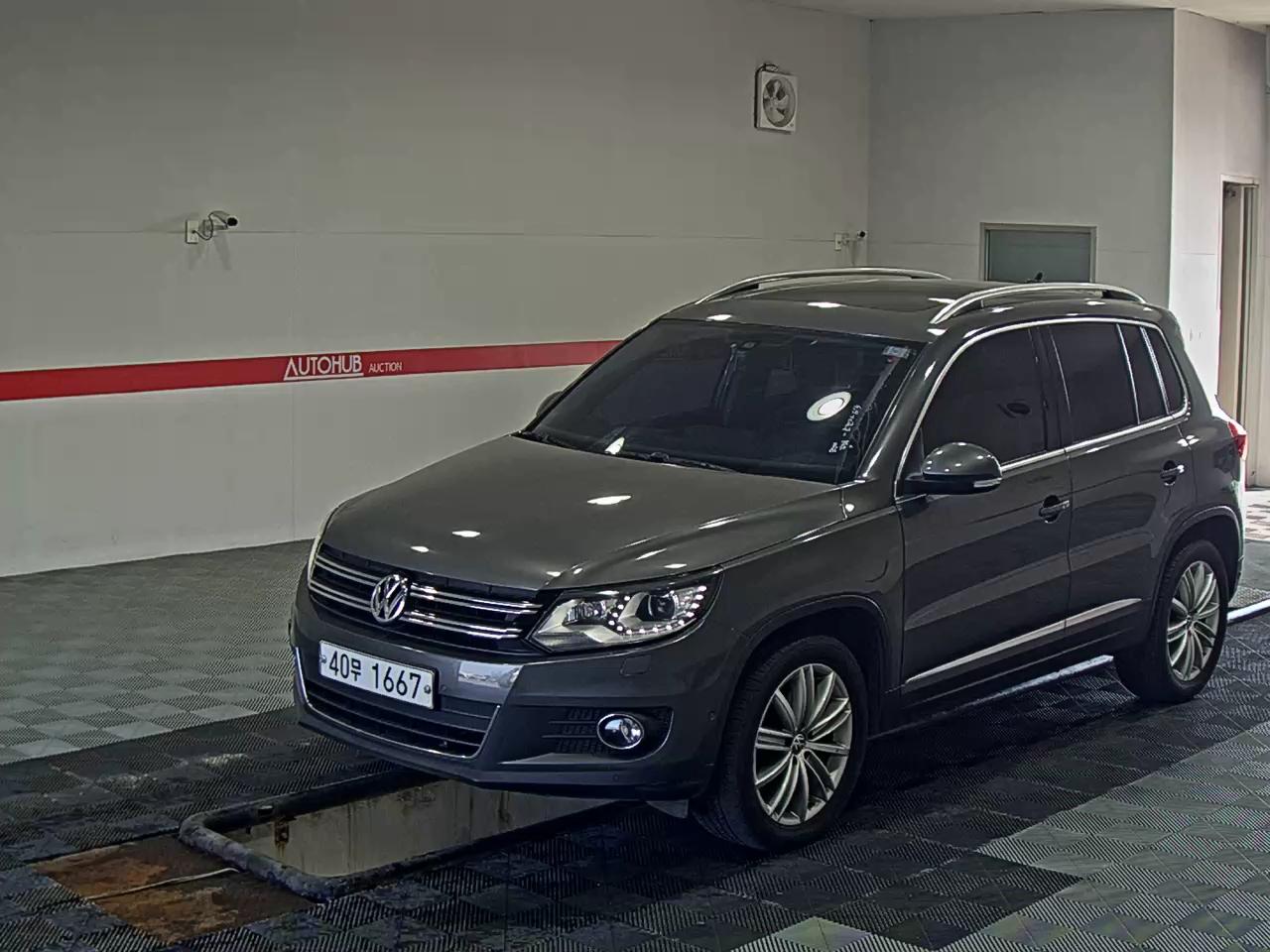 VOLKSWAGEN TIGUAN TDI BLUEMOTION