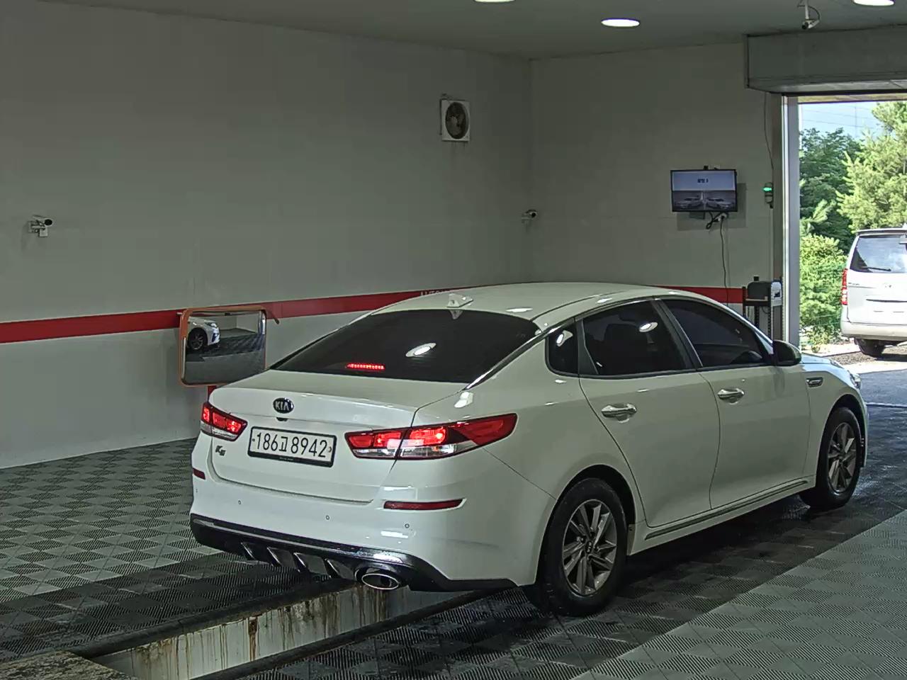 2020 - kia k5