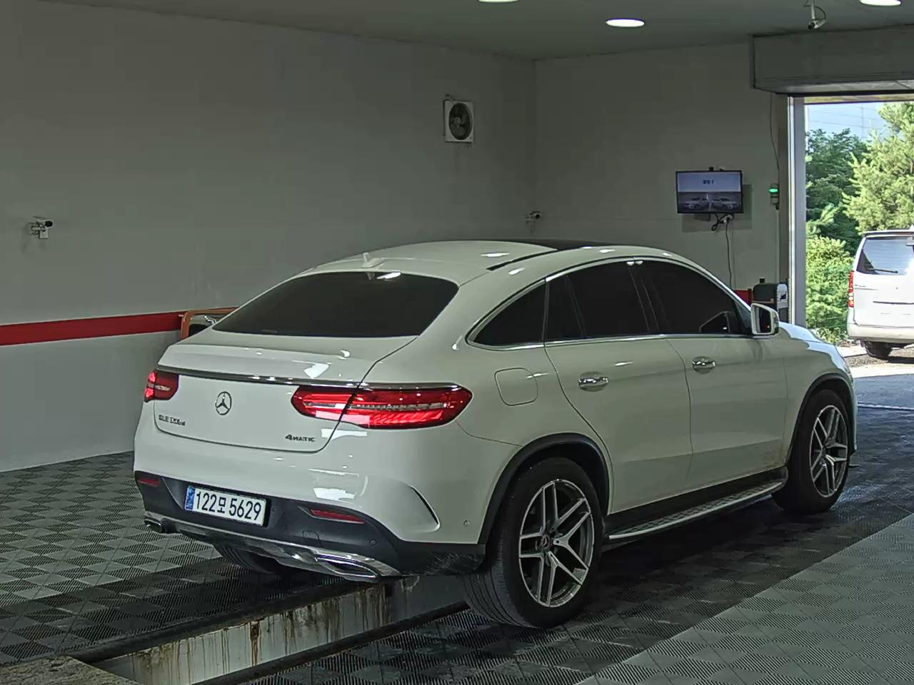 2018 - mercedes-benz gle-class