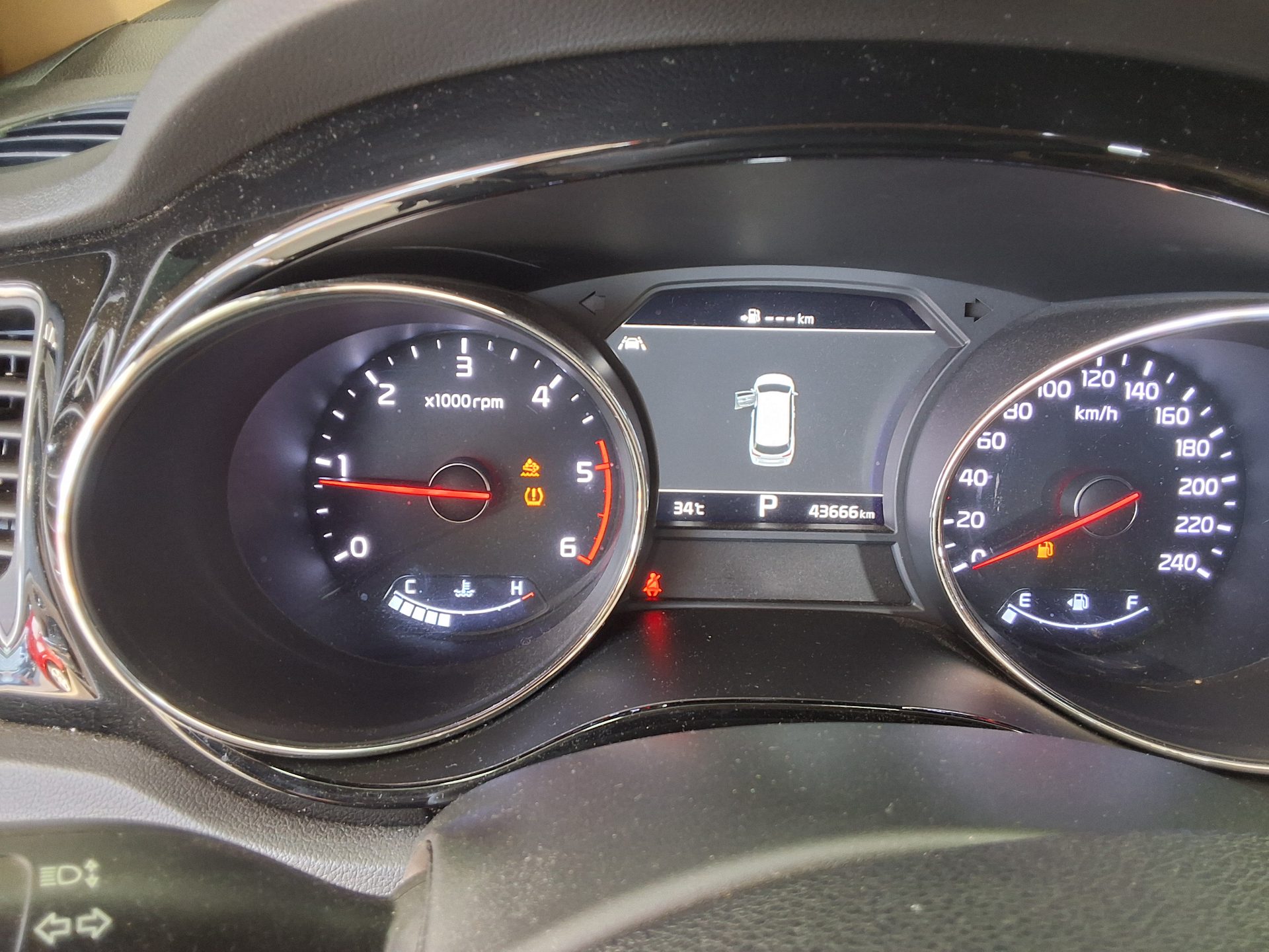 2020 - kia carnival
